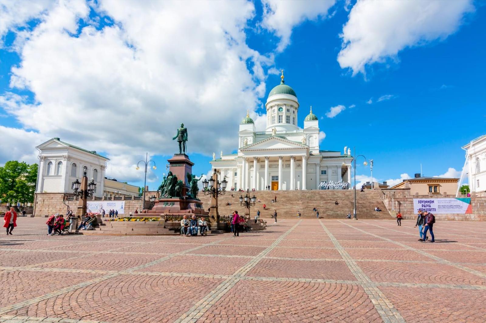 Finland, Helsinki center