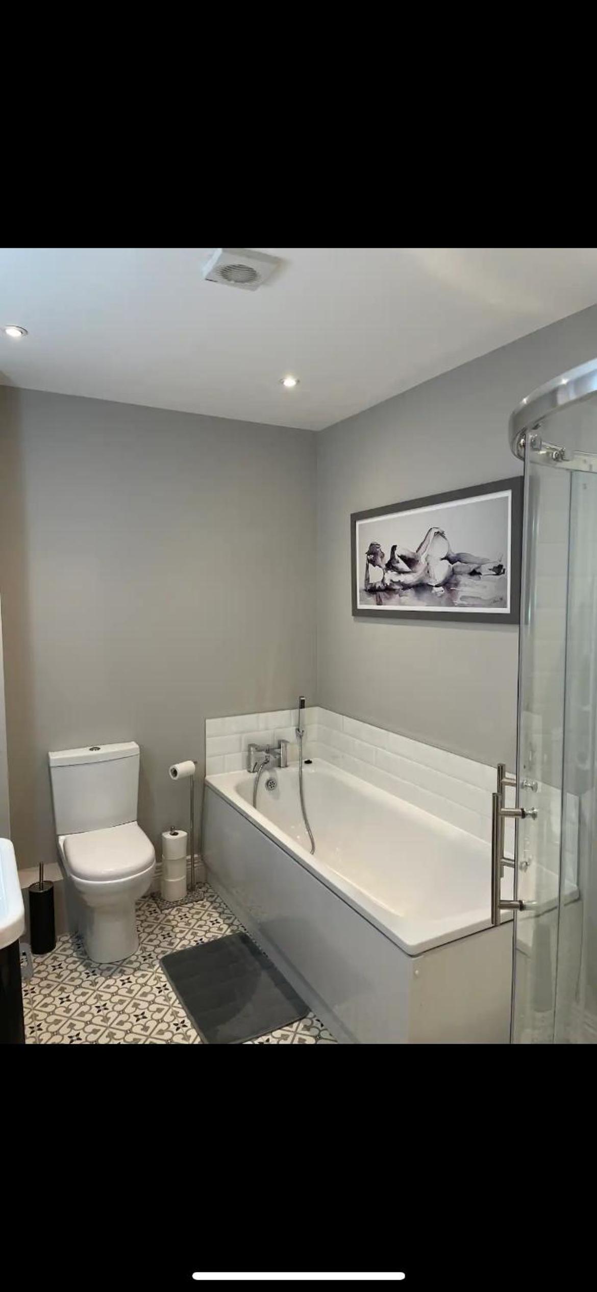 Luxurious Beach Front Apartment in Portrush view 3