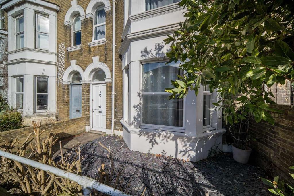 Westhill, Cowes Town House