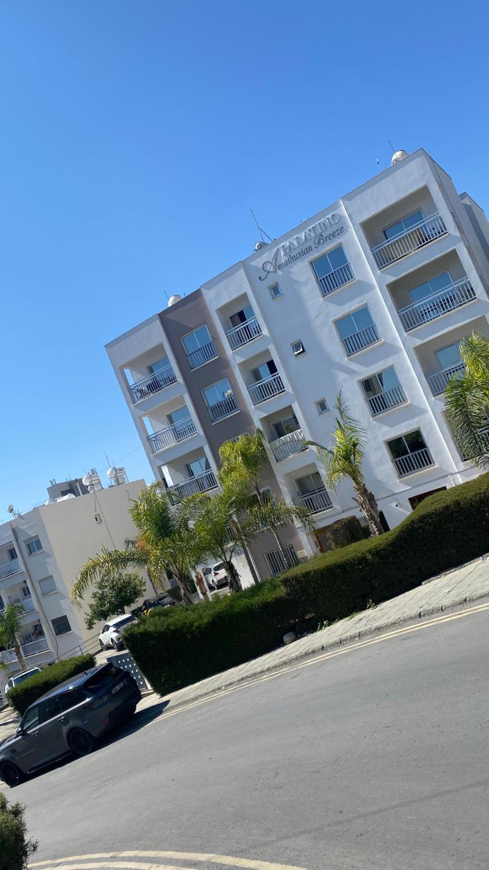 T&L Apartments Agiaos Tychonas