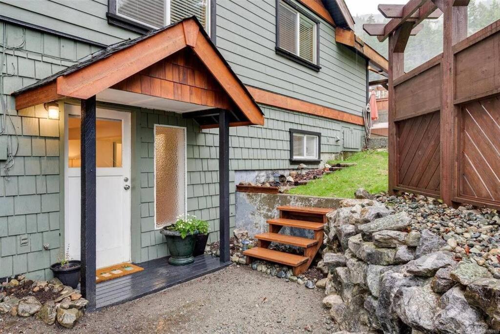 Cowichan Lake Cottages - Youbou
