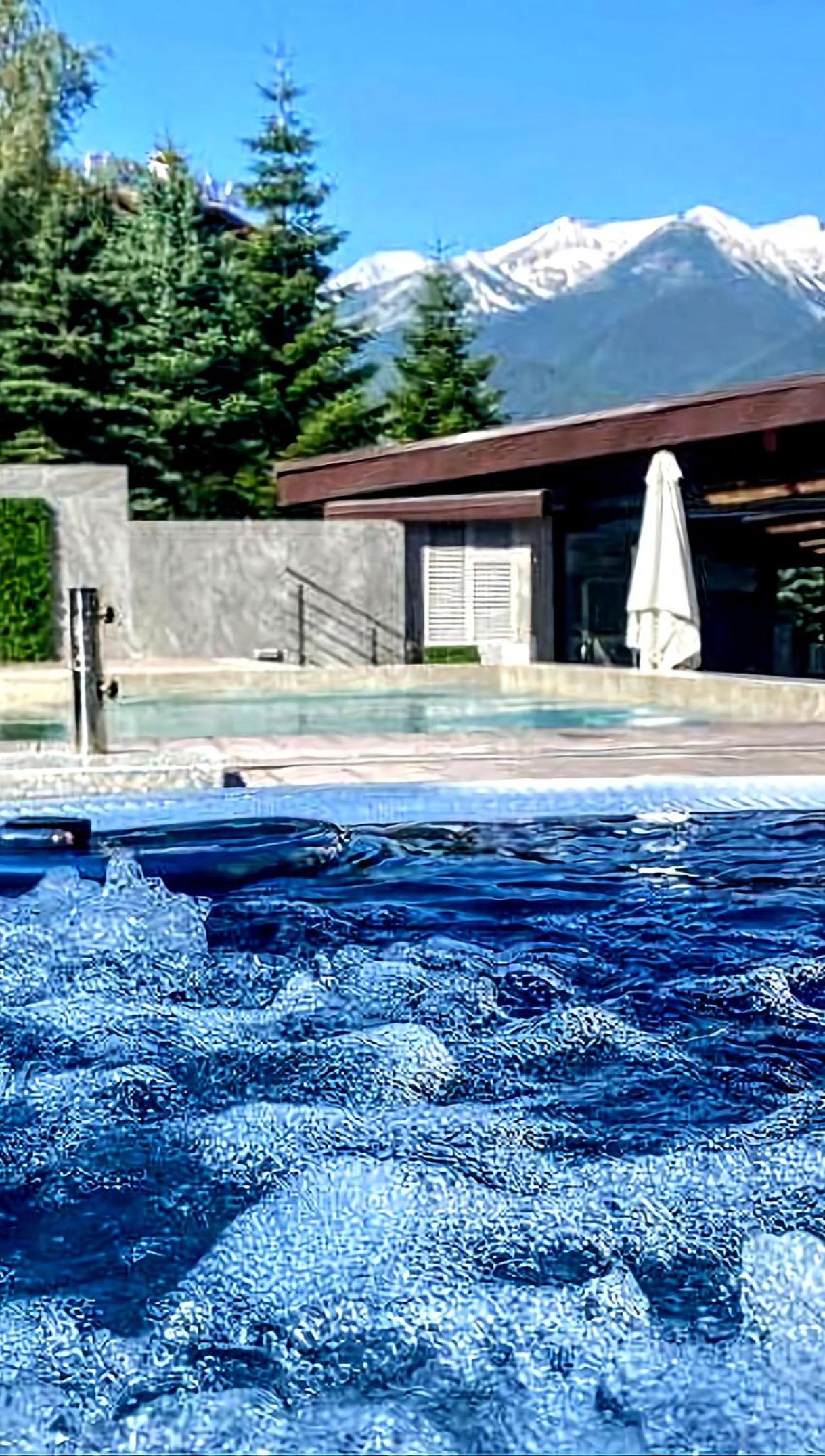 Hotel 6 Luxury SPA Apartments TOP resort Bansko - incl wellness