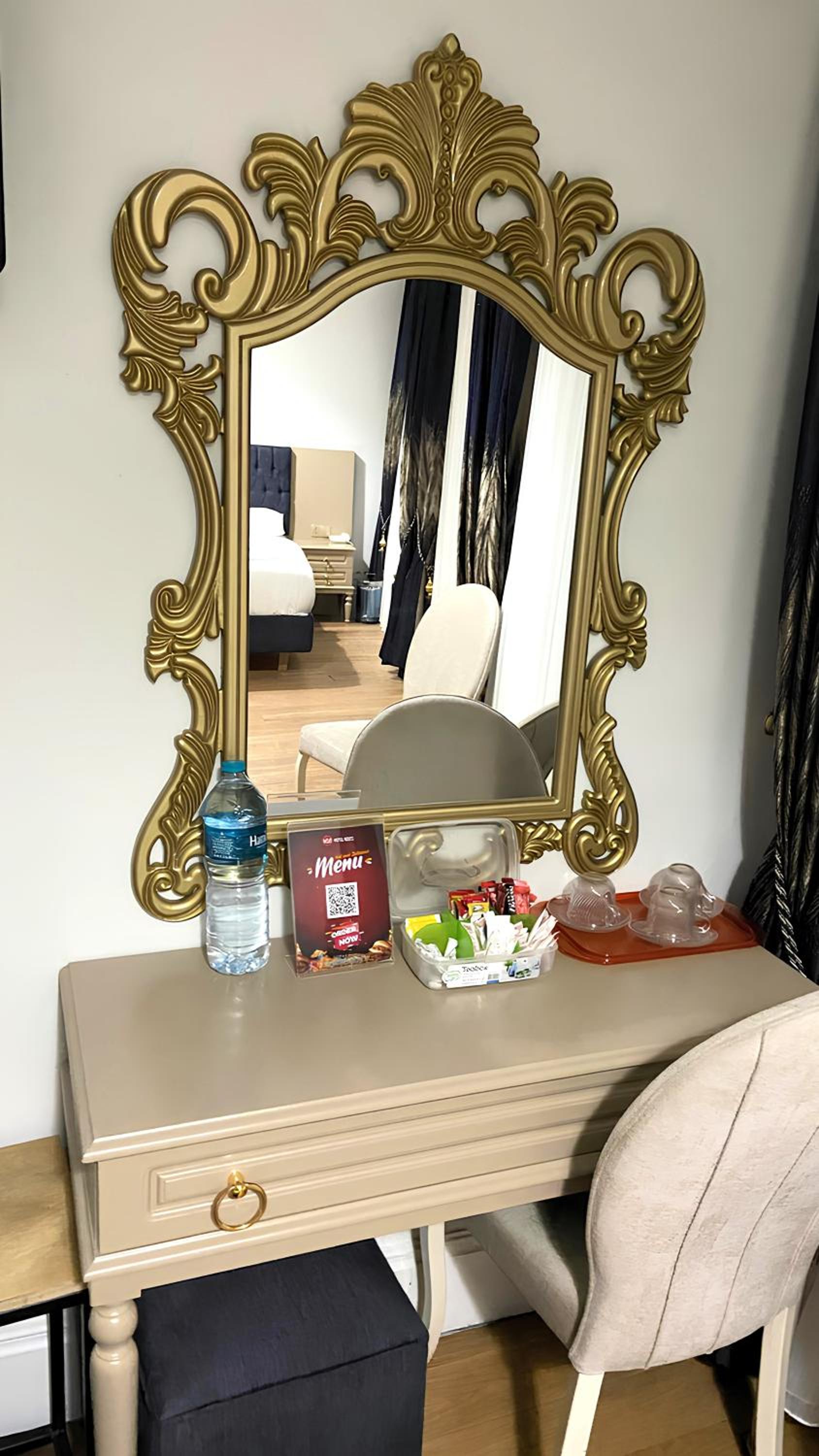 Hotel Next2 becomes Next2 Otel. - Image 58