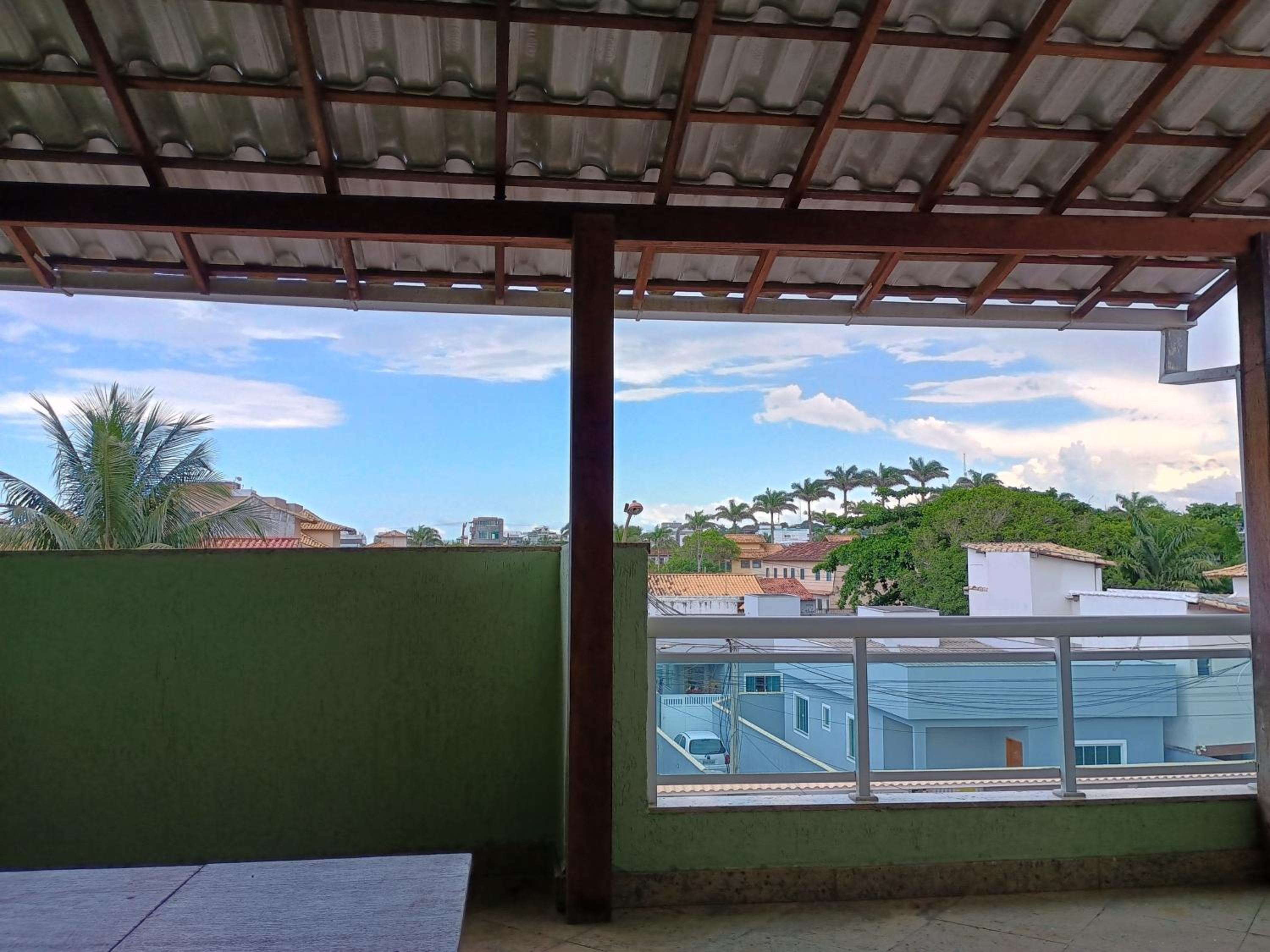 Triplex 3 quartos a 100 metros de Costa Azul