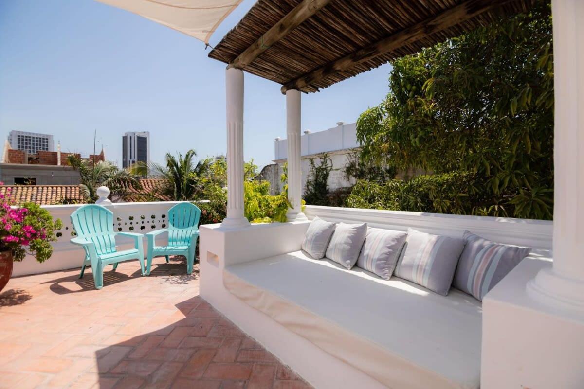 Vibrant House 5BR with Pool in Cartagena