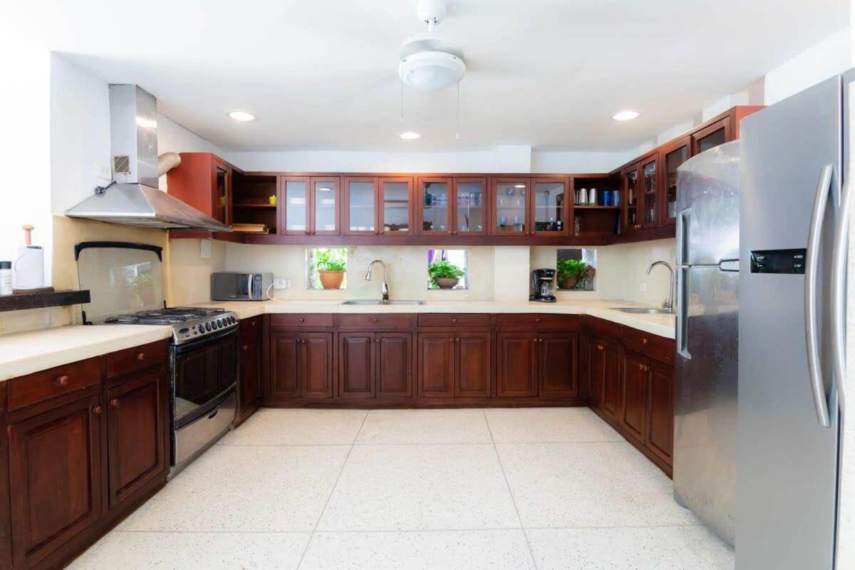 Vibrant House 5BR with Pool in Cartagena