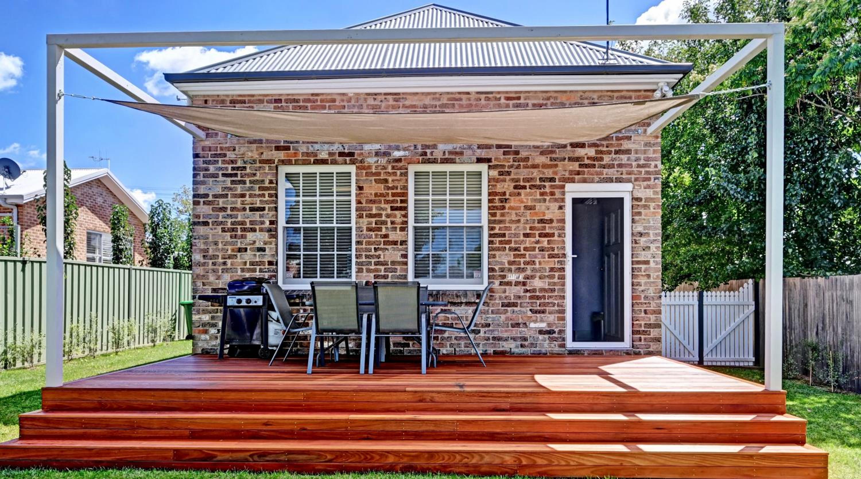 Prince Street Cottage - 1890’s Edwardian Gem