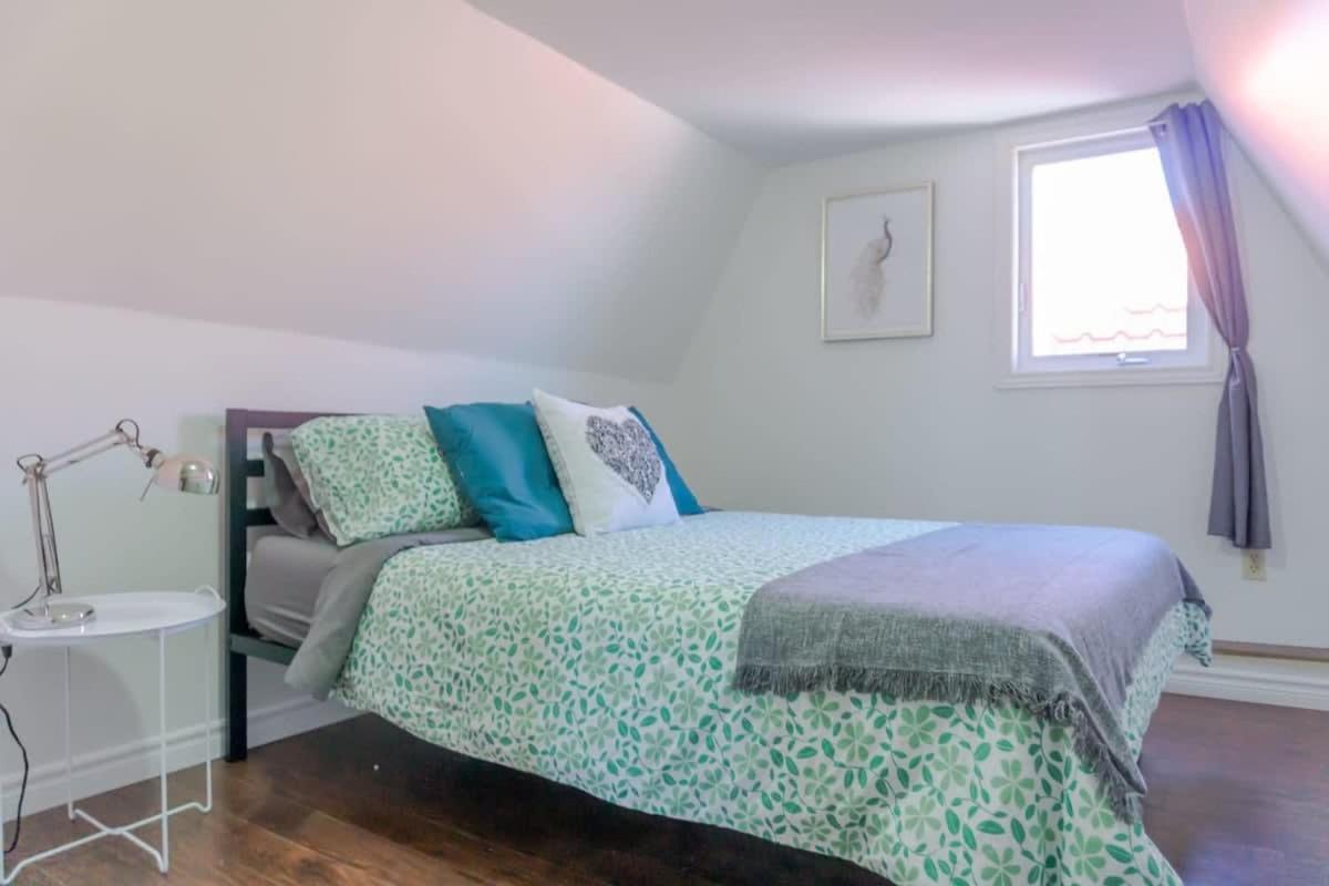 Saint John Vacations - Amazing location in Saint John 2 Br Modern Parking New - Property Image 2