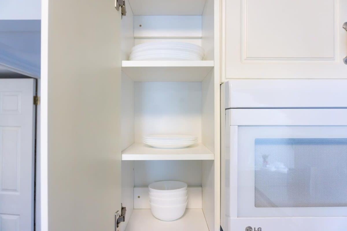 Saint John Vacations - Amazing location in Saint John 2 Br Modern Parking New - Property Image 5