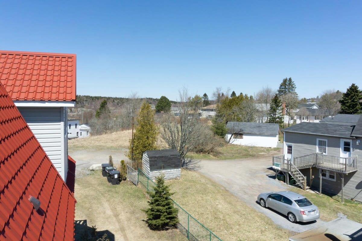 Saint John Vacations - Amazing location in Saint John 2 Br Modern Parking New - Property Image 10