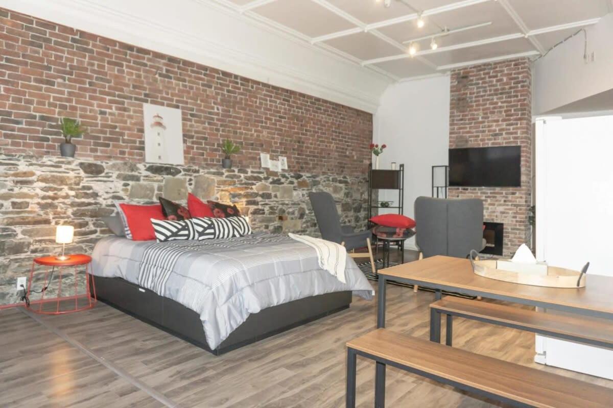 Saint John Vacations - Cozy Studio In the Heart Uptown Saint John! Parking Coffee - Property Image 1