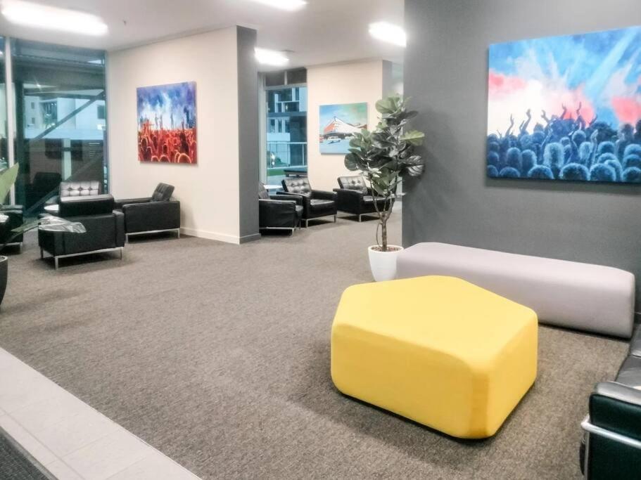 Amazing 1B1B Apt w/Pool, Gym, Sauna