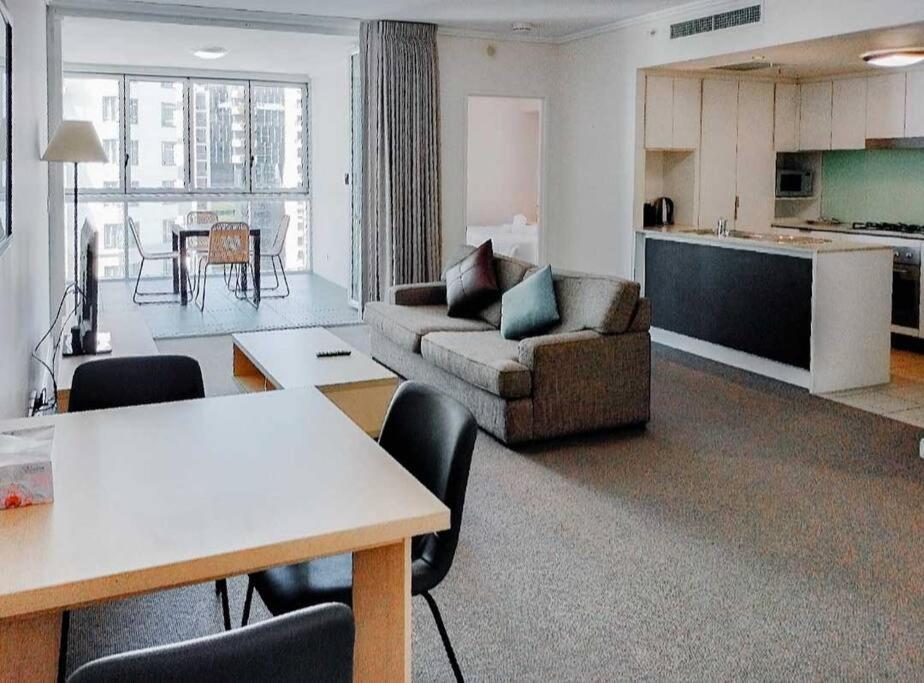 Amazing 1B1B Apt w/Pool, Gym, Sauna