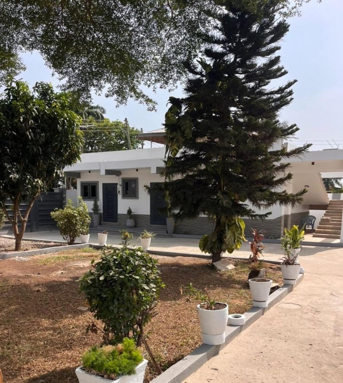 NBA PLUSH APARTMENT - GYE NYAME