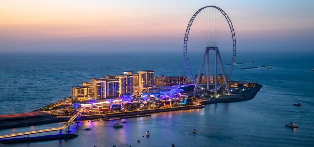 Silkhaus Dubai Marina modern tower 1BDR on high floor
