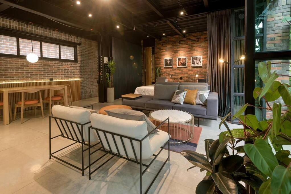 Meridiano Apartments