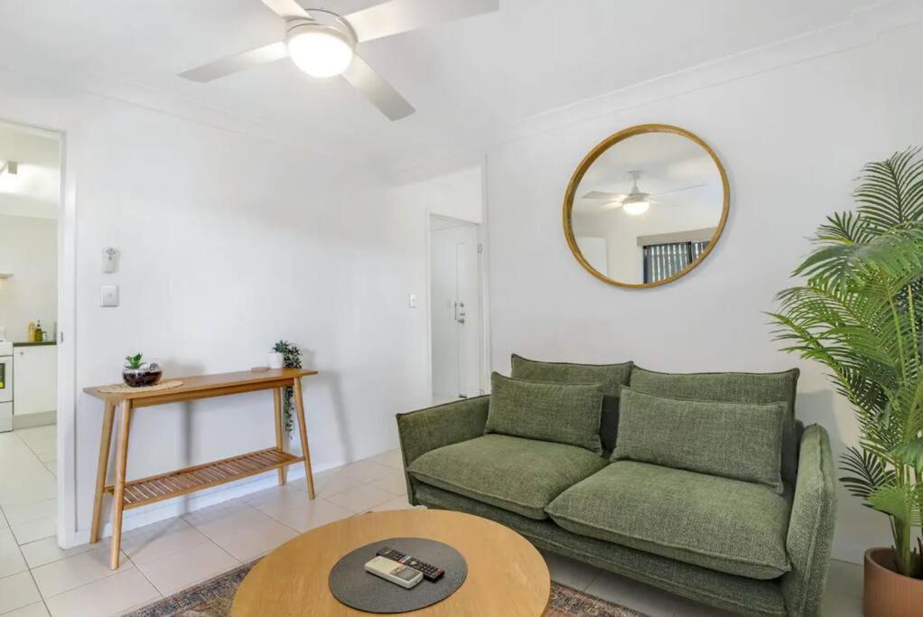 Brisbane Vacations - Close to Suncorp Stadium: 1 bed and parking! - Property Image 1