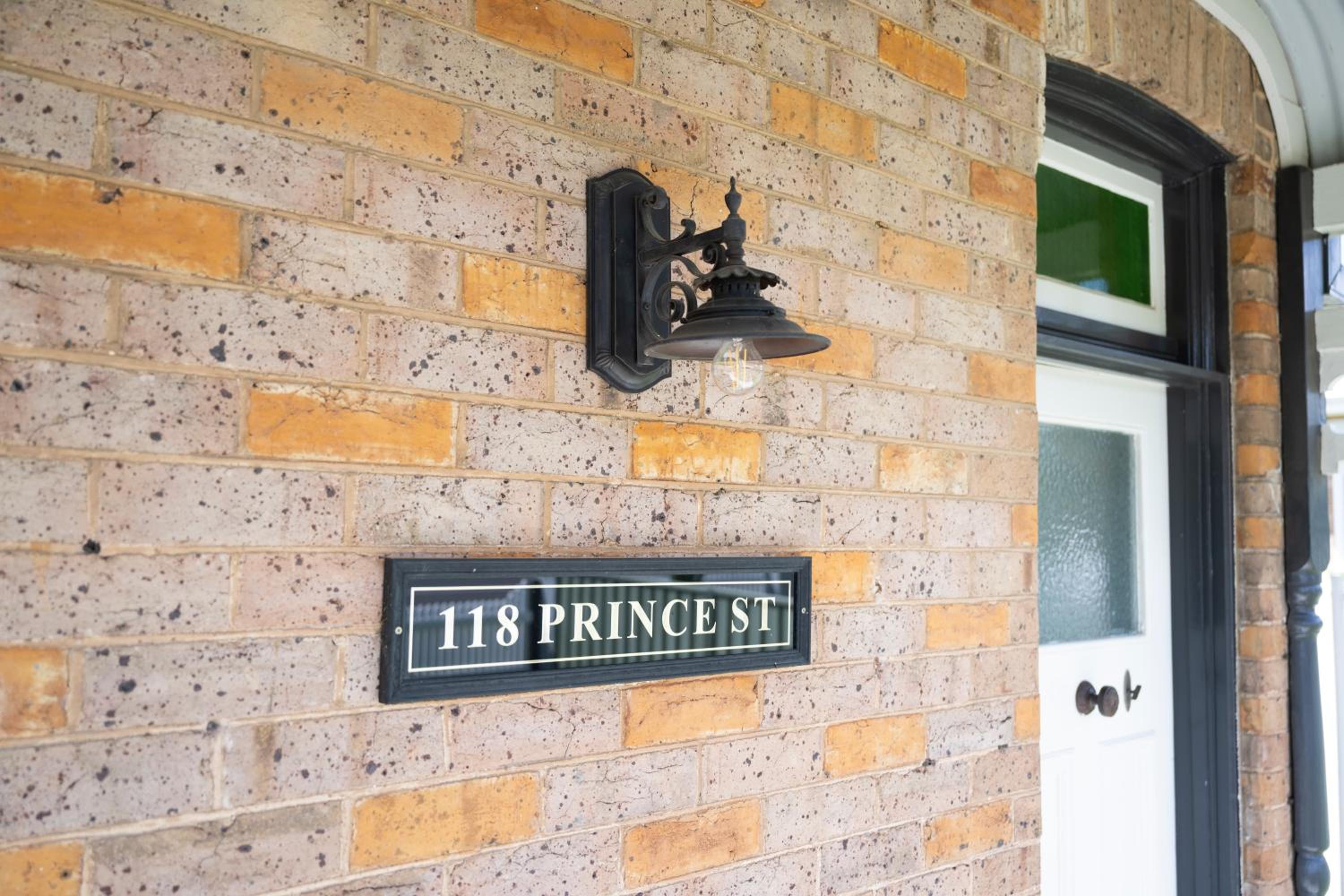Prince Street Cottage - 1890’s Edwardian Gem