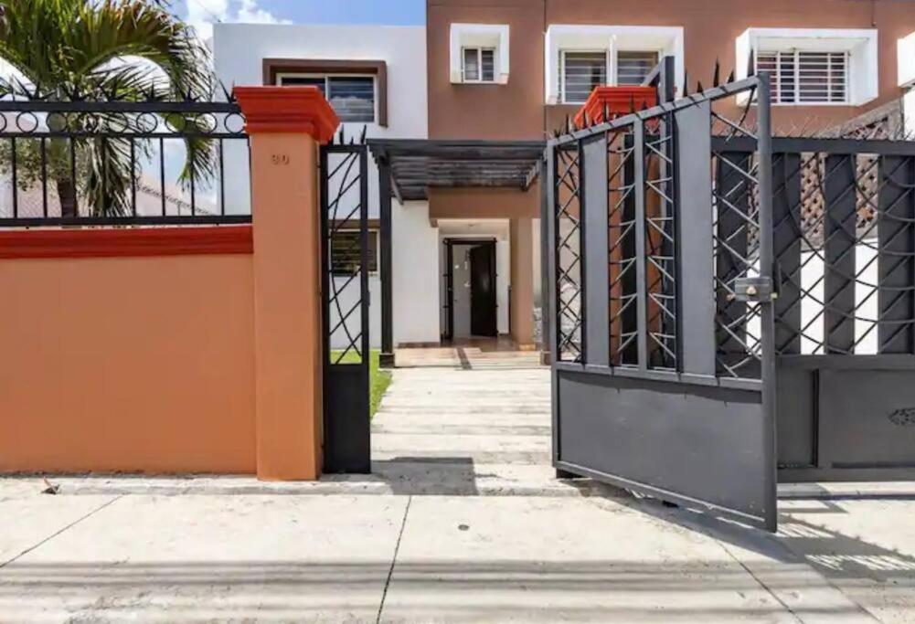 Villa Portes Pop