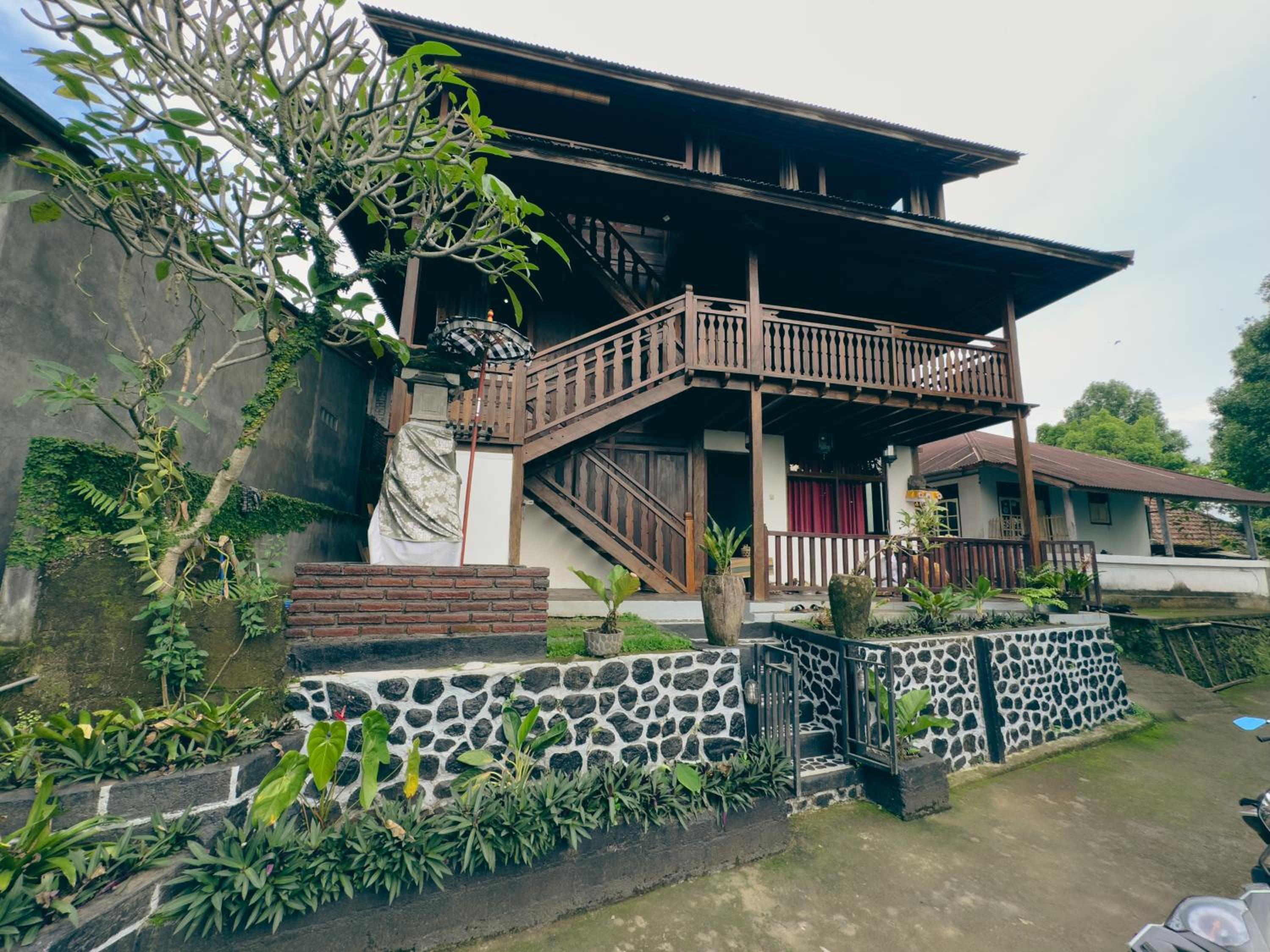 Munduk Tjeraki House