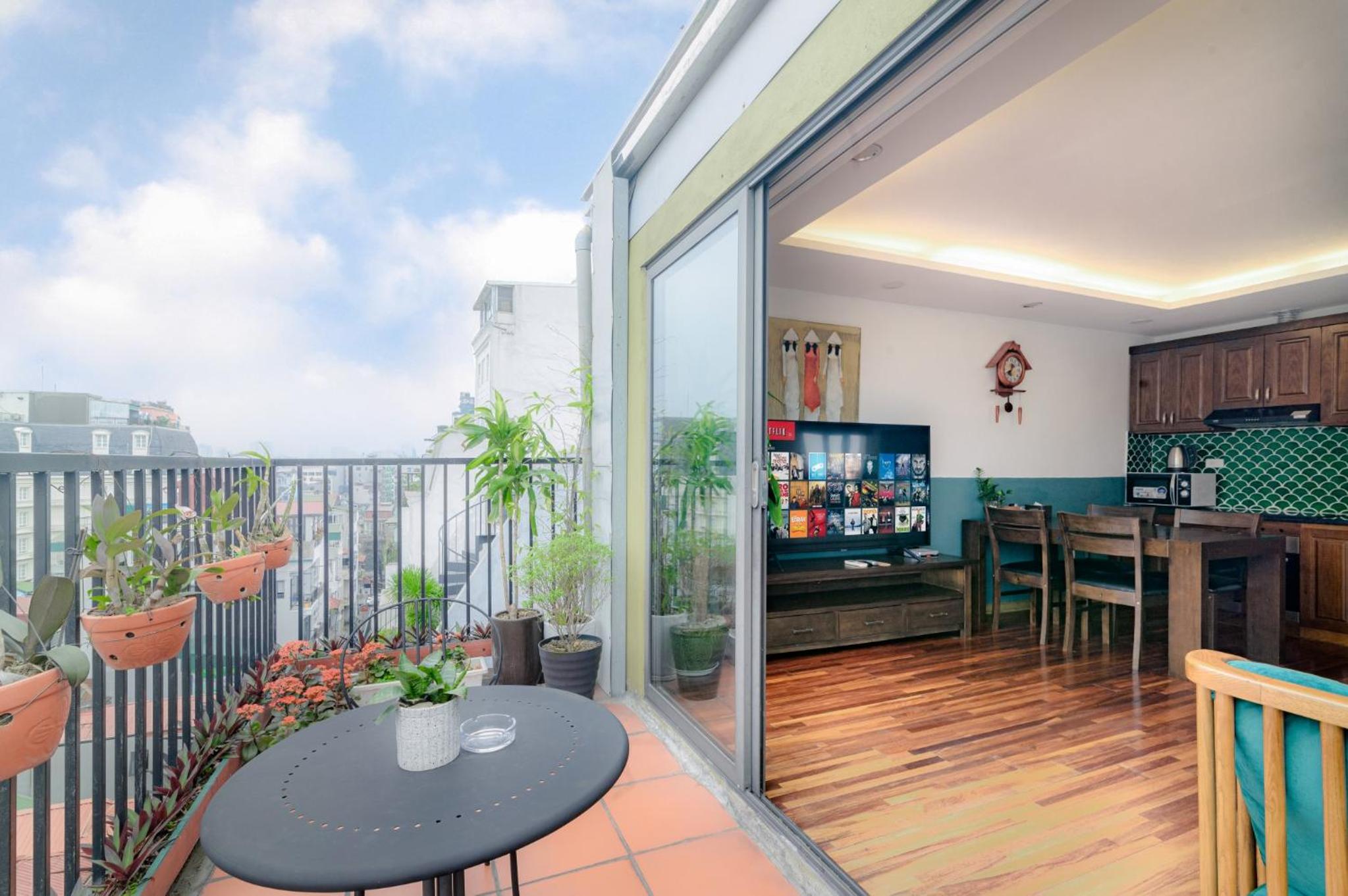 Luxe Paradise Hotel 22 Nam Ngu street