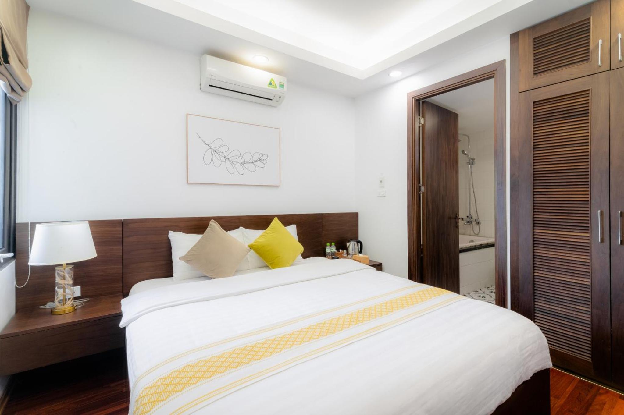 Luxe Paradise Hotel 22 Nam Ngu street