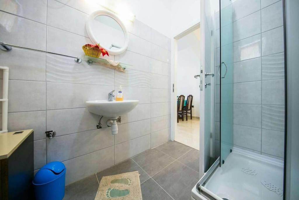 Seafront apartment Jurkovica