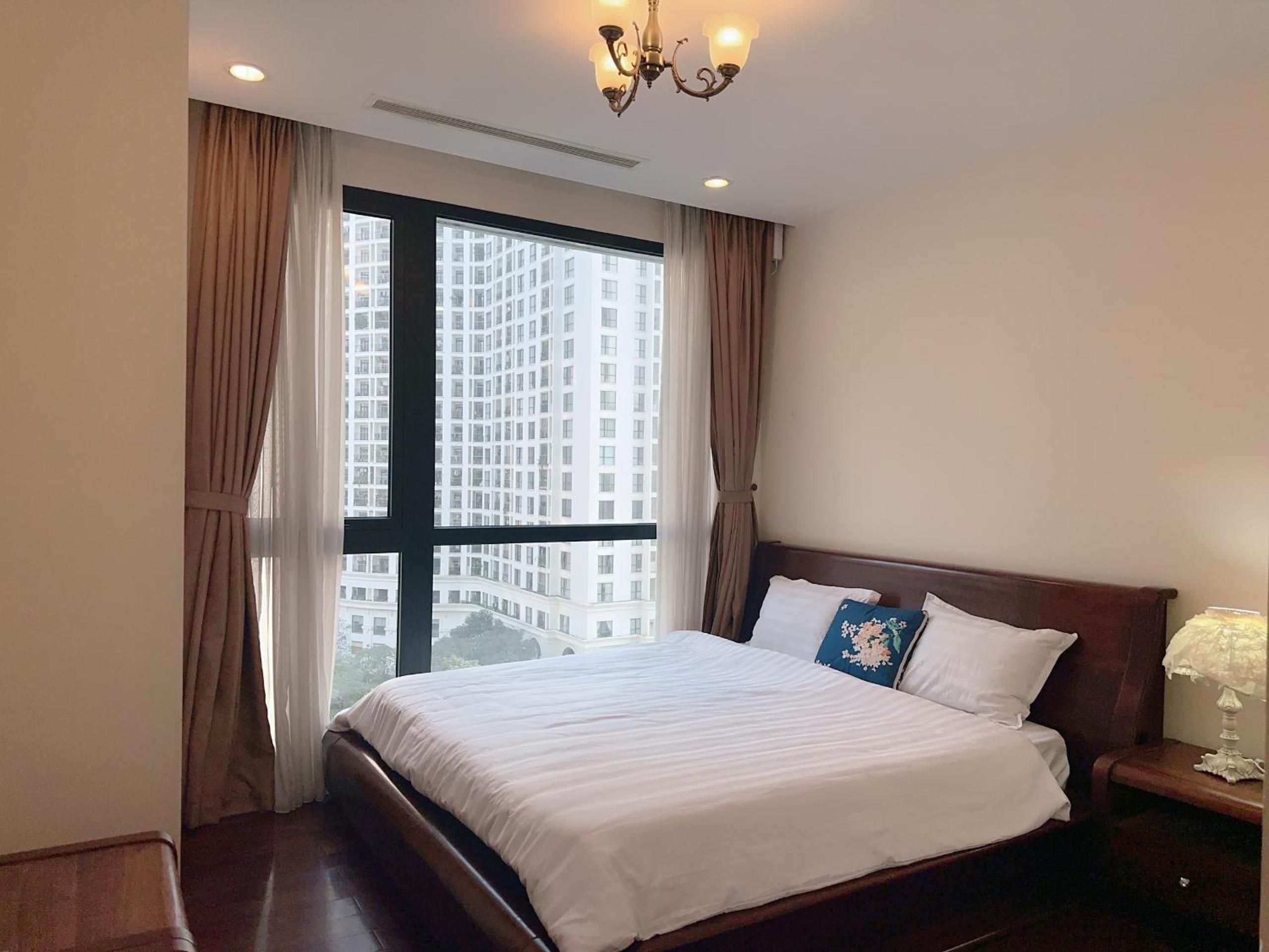BEU Home Vincom Royal City