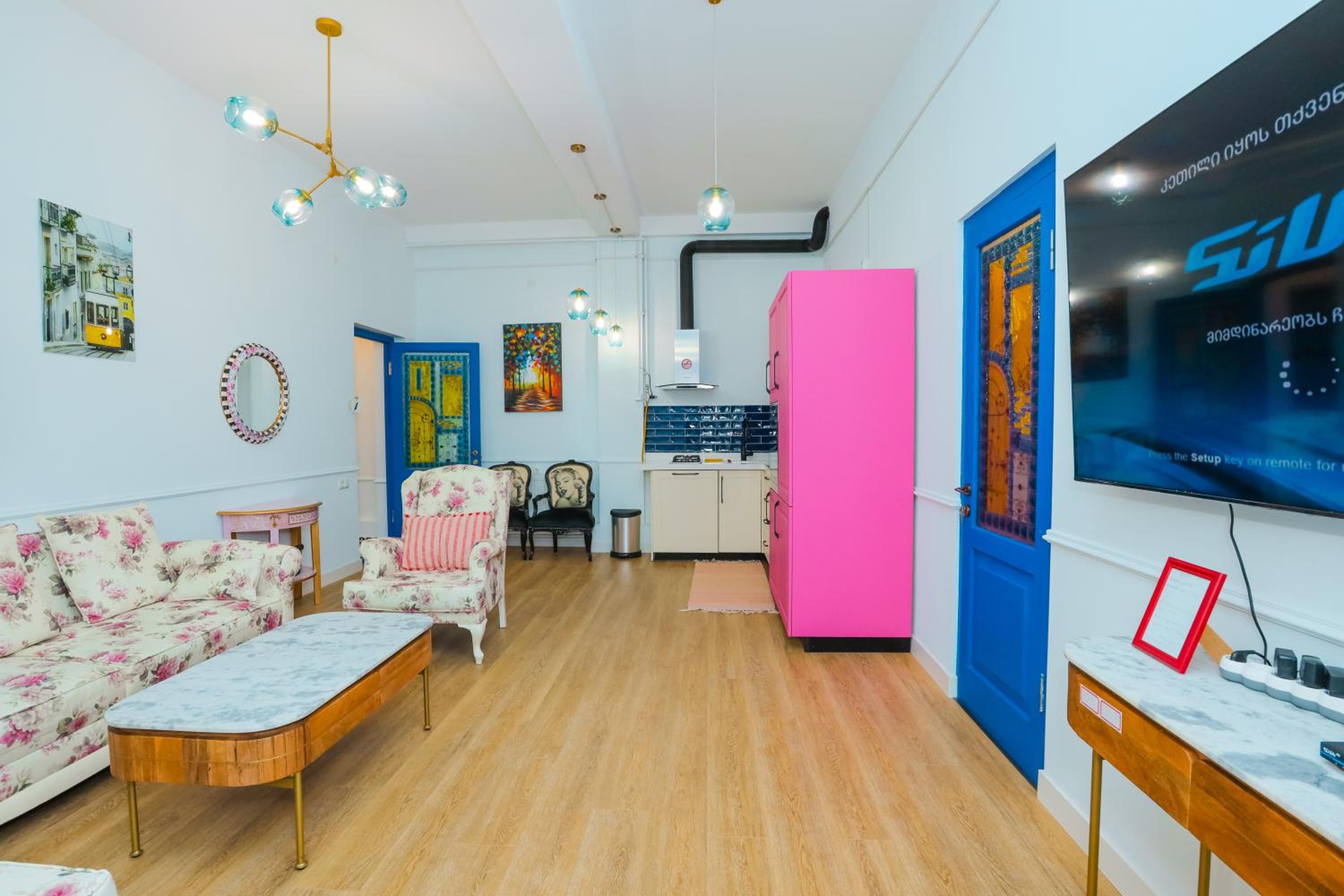Charming apartment downtown Tbilisi view 2