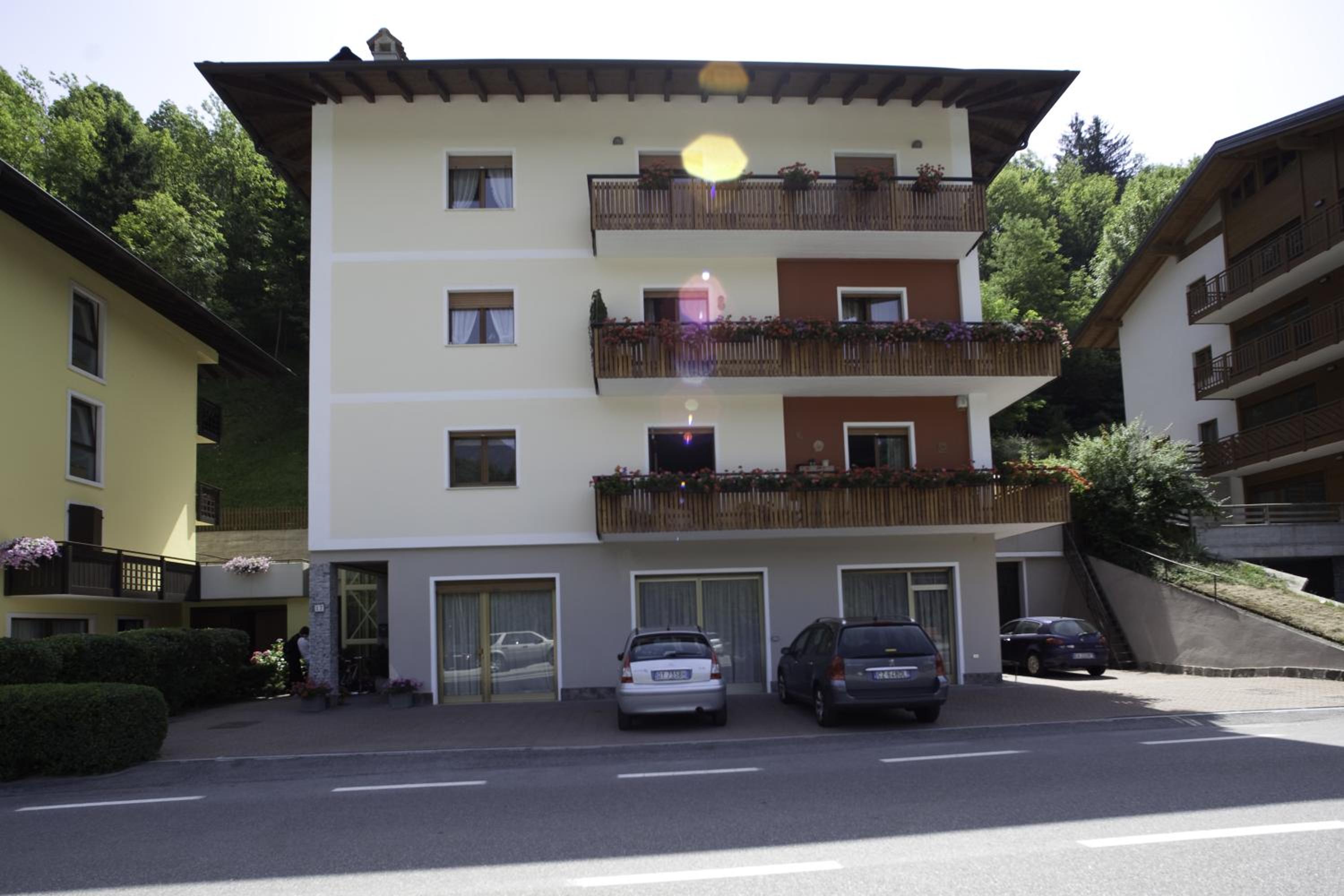 Appartamenti Pedrini