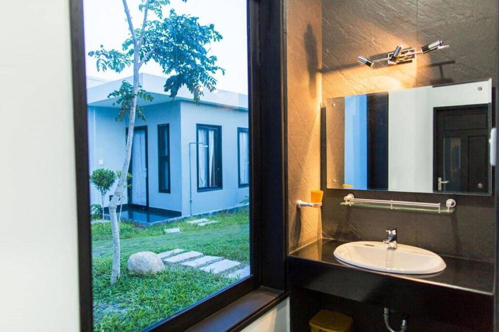 Vạn Nguyên Minihouse Mũi Né Resort - by Bay Luxury view 2