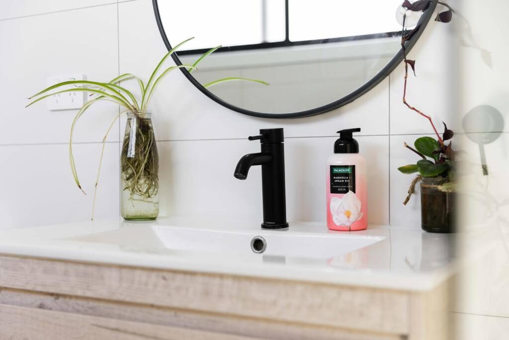 Spacious Urban Oasis in Throsby Canberra