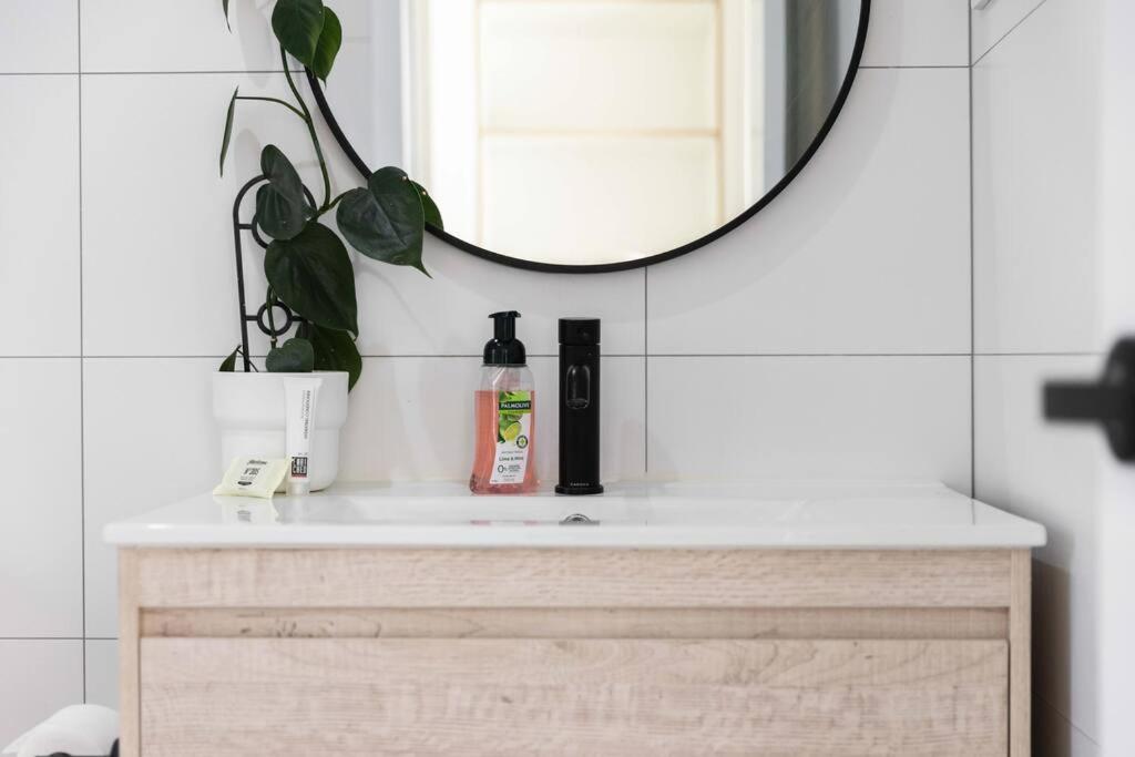 Spacious Urban Oasis in Throsby Canberra