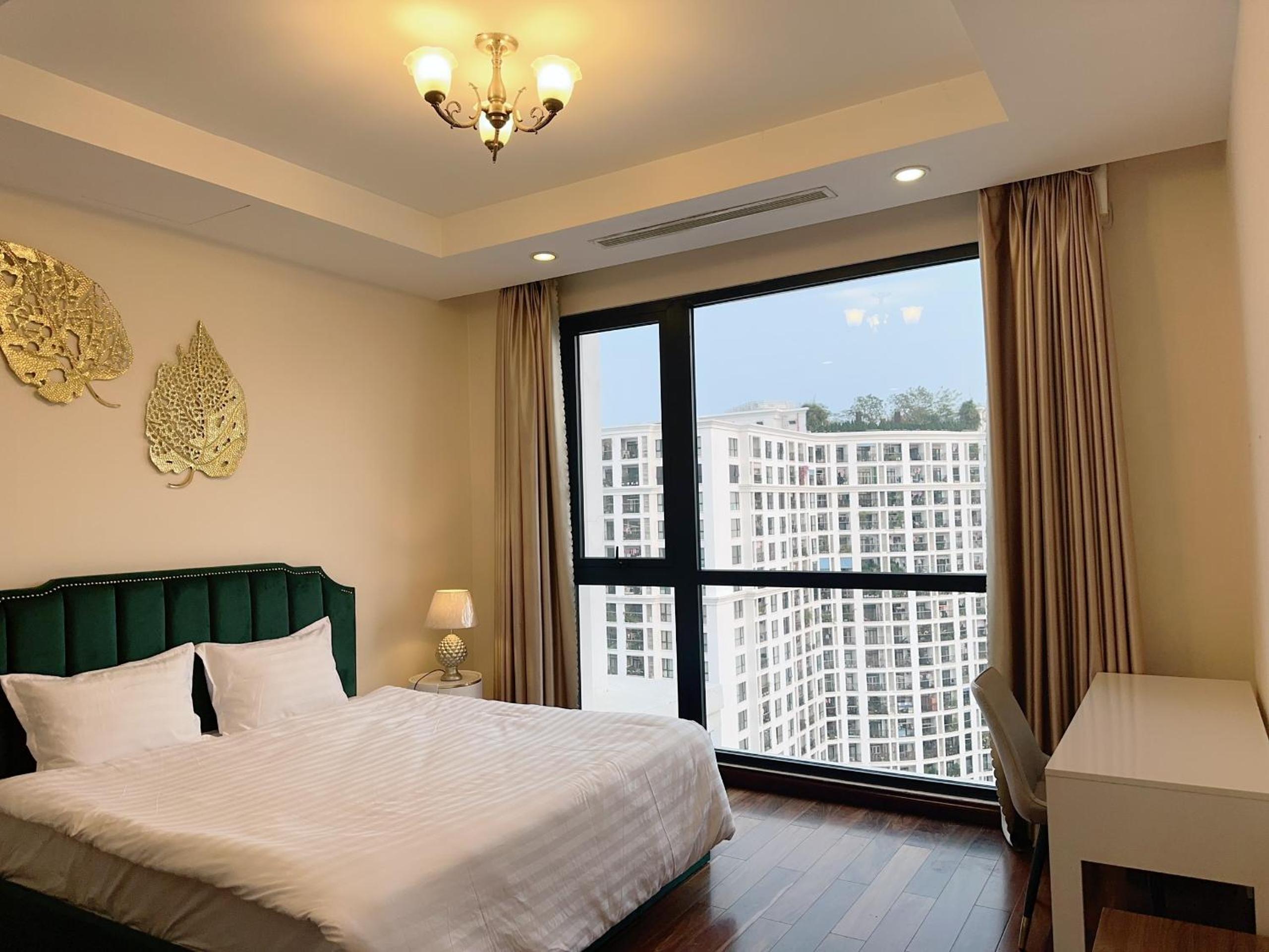 BEU Home Vincom Royal City