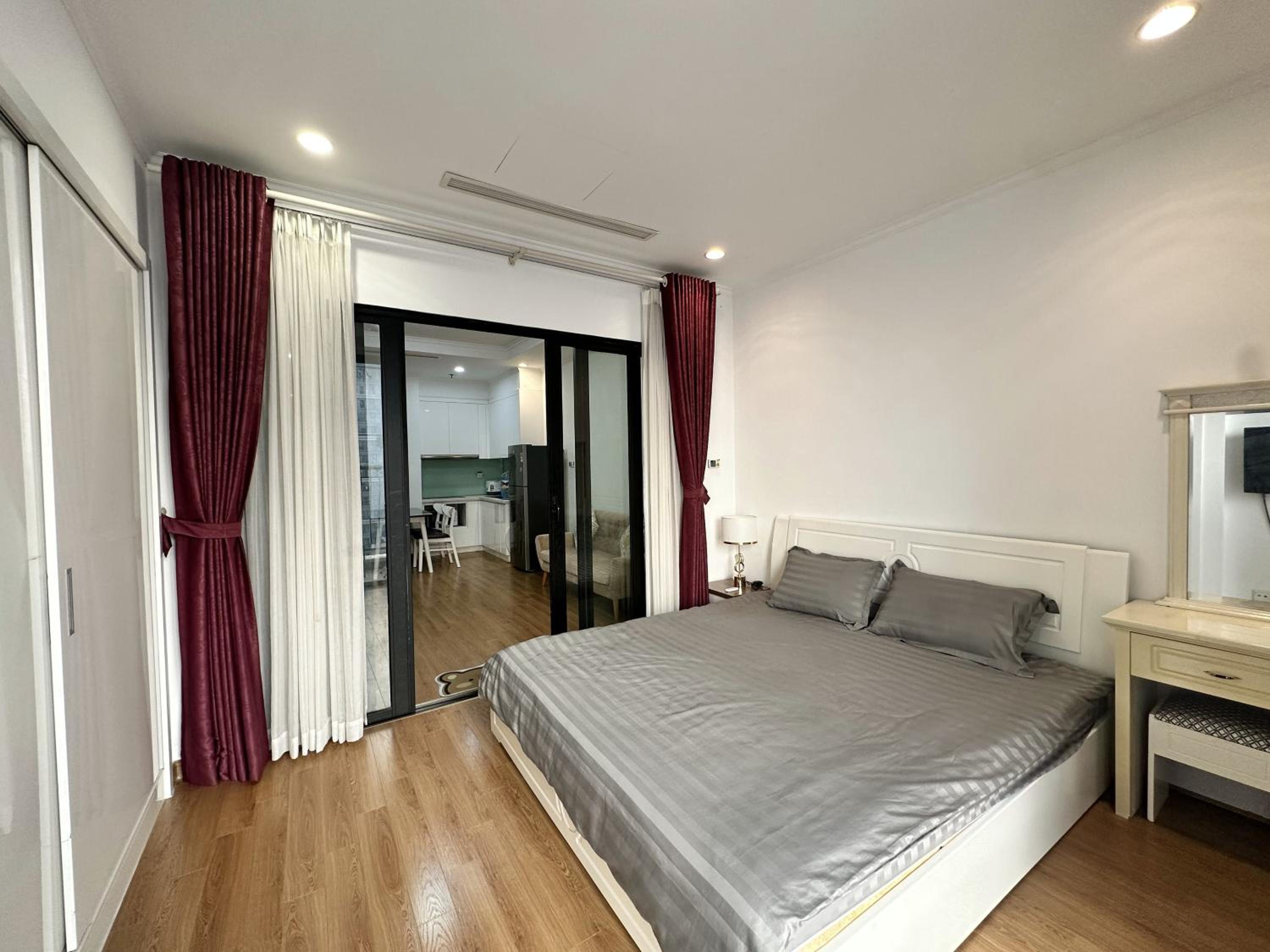 BEU Home Vincom Royal City