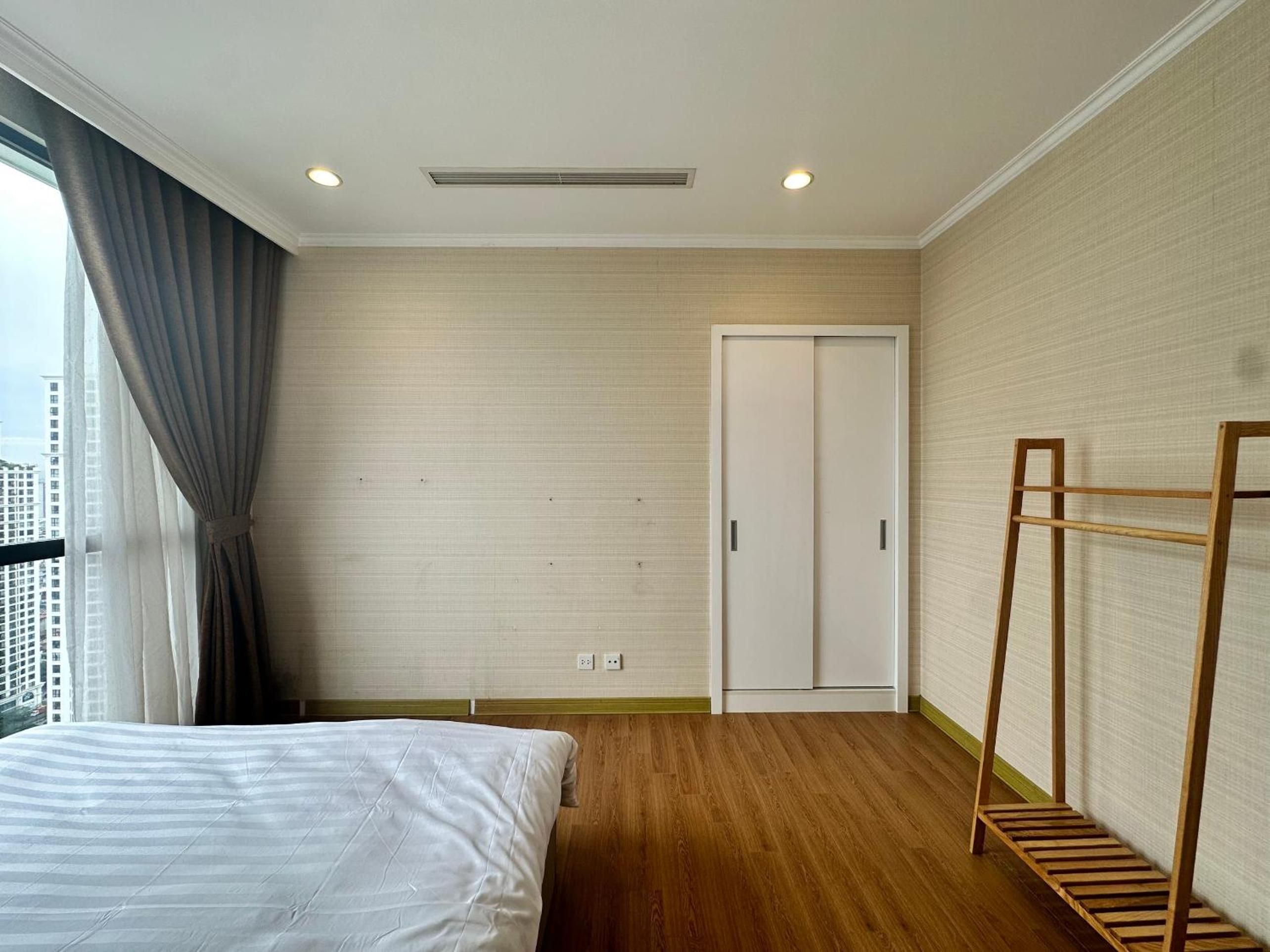 BEU Home Vincom Royal City