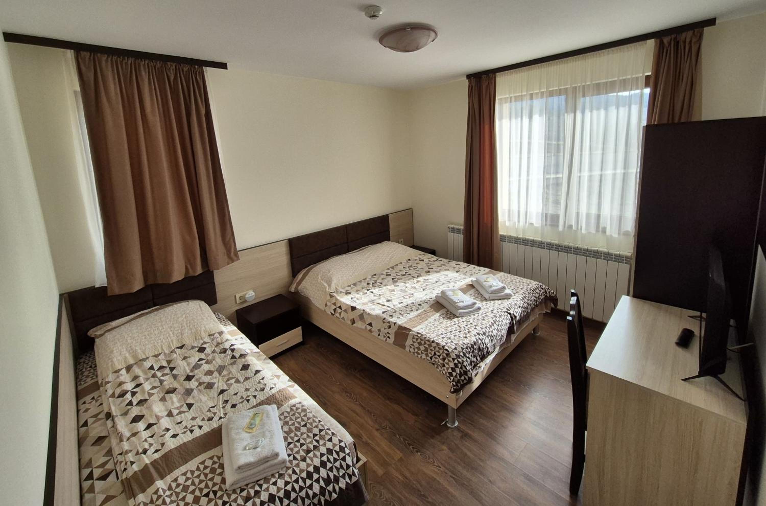 Divna Forest & Lake House