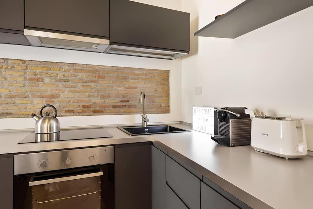 HostMe Piazza Navona Apartament