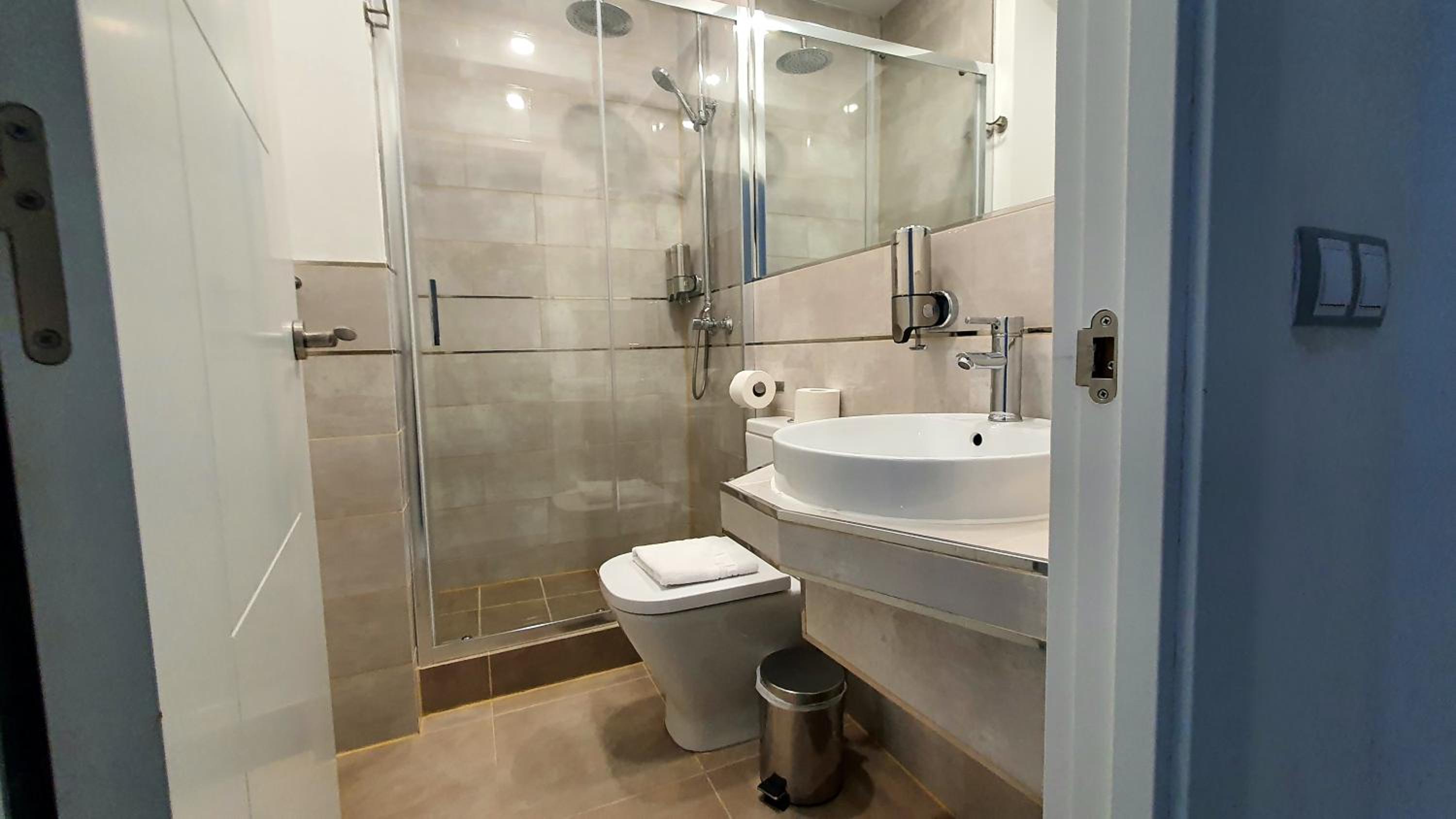 Hostal Met Madrid