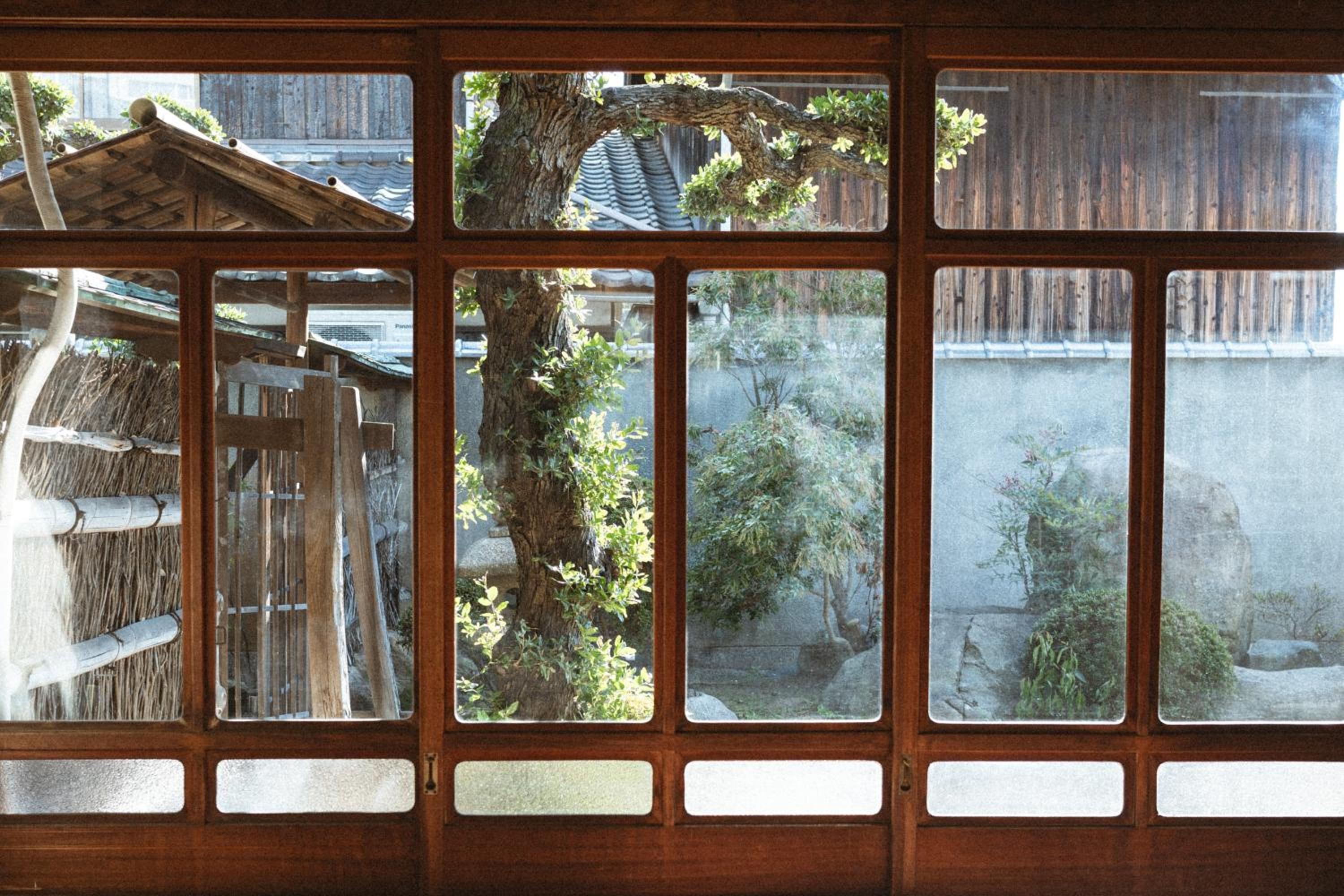 DENIM HOUSE BON view 4