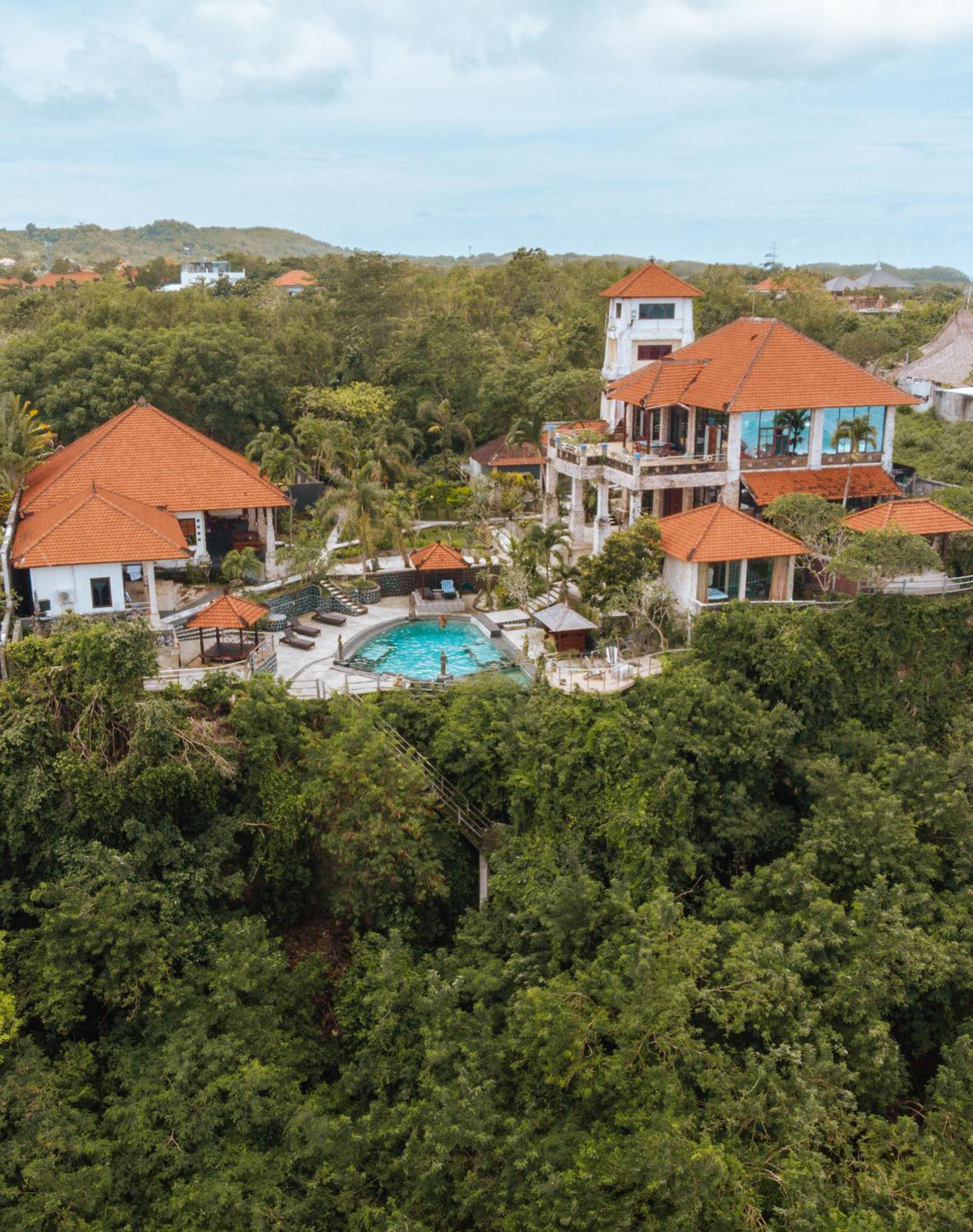 Uluwatu Mansion Villas