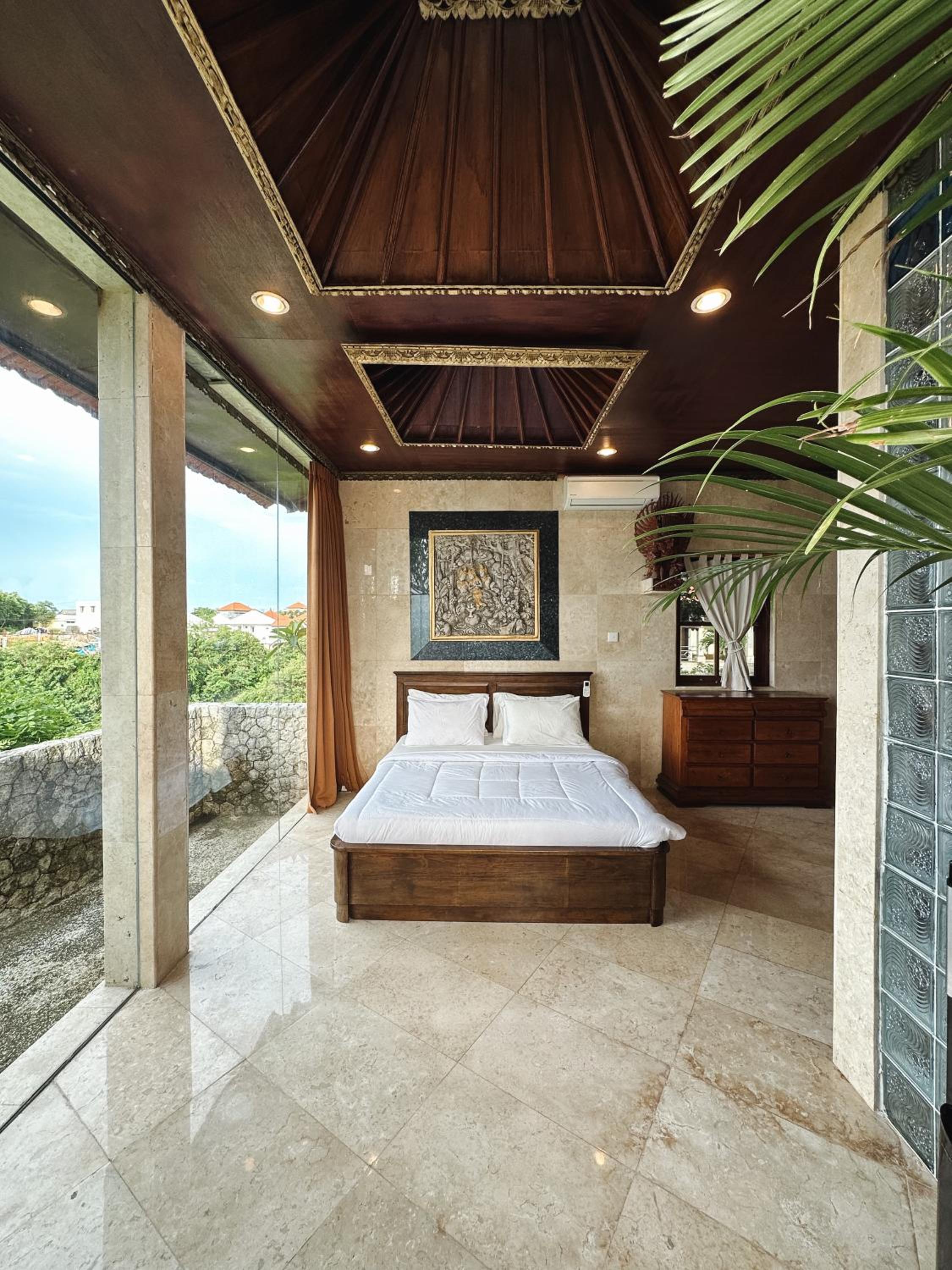 Uluwatu Mansion Villas