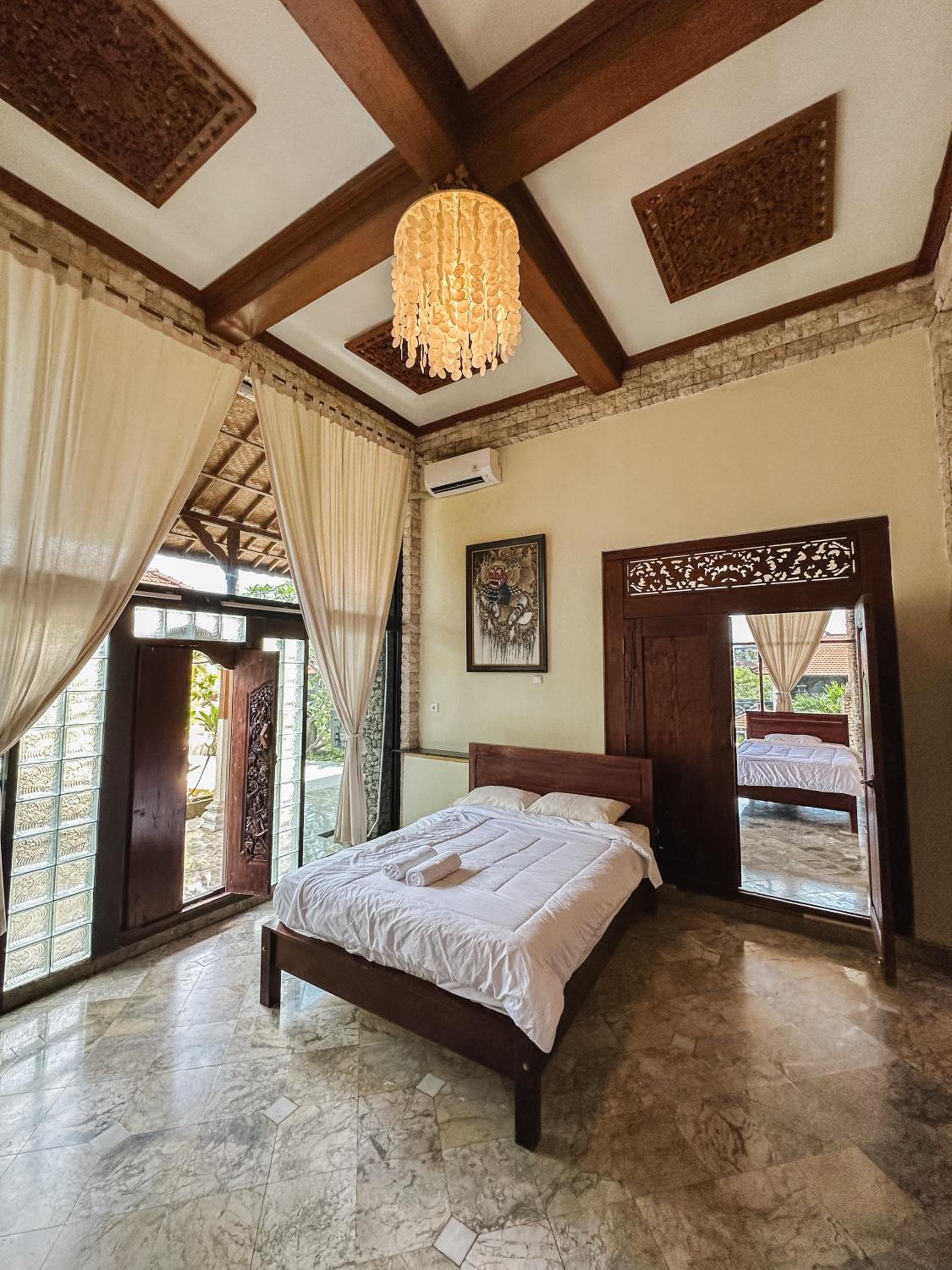 Uluwatu Mansion Villas