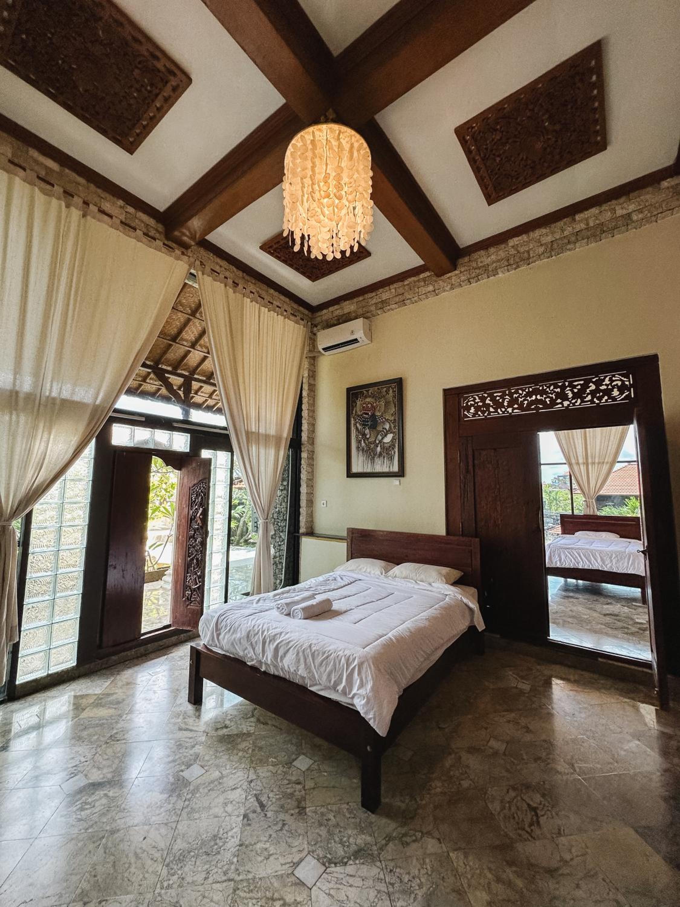 Uluwatu Mansion Villas