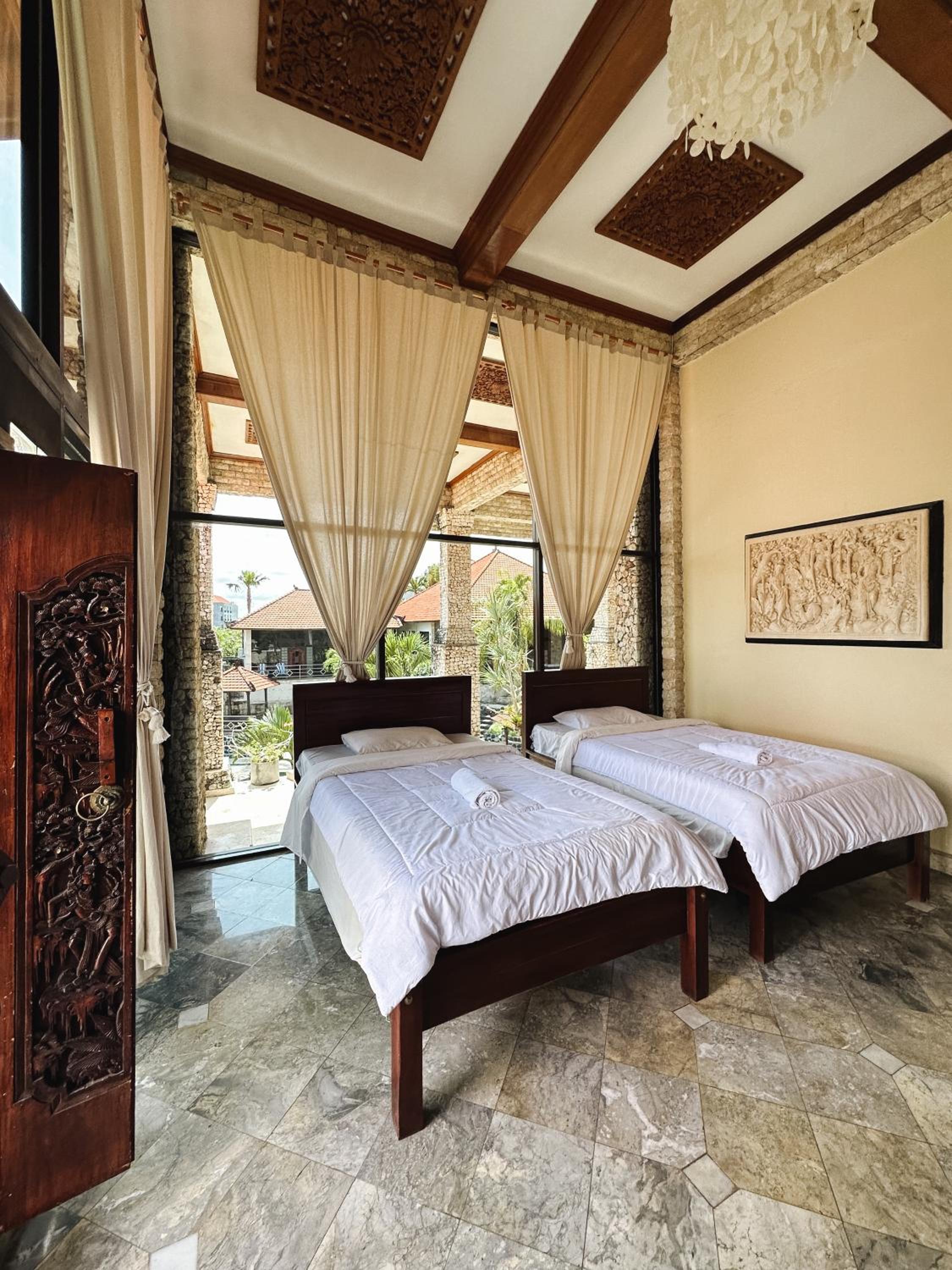 Uluwatu Mansion Villas