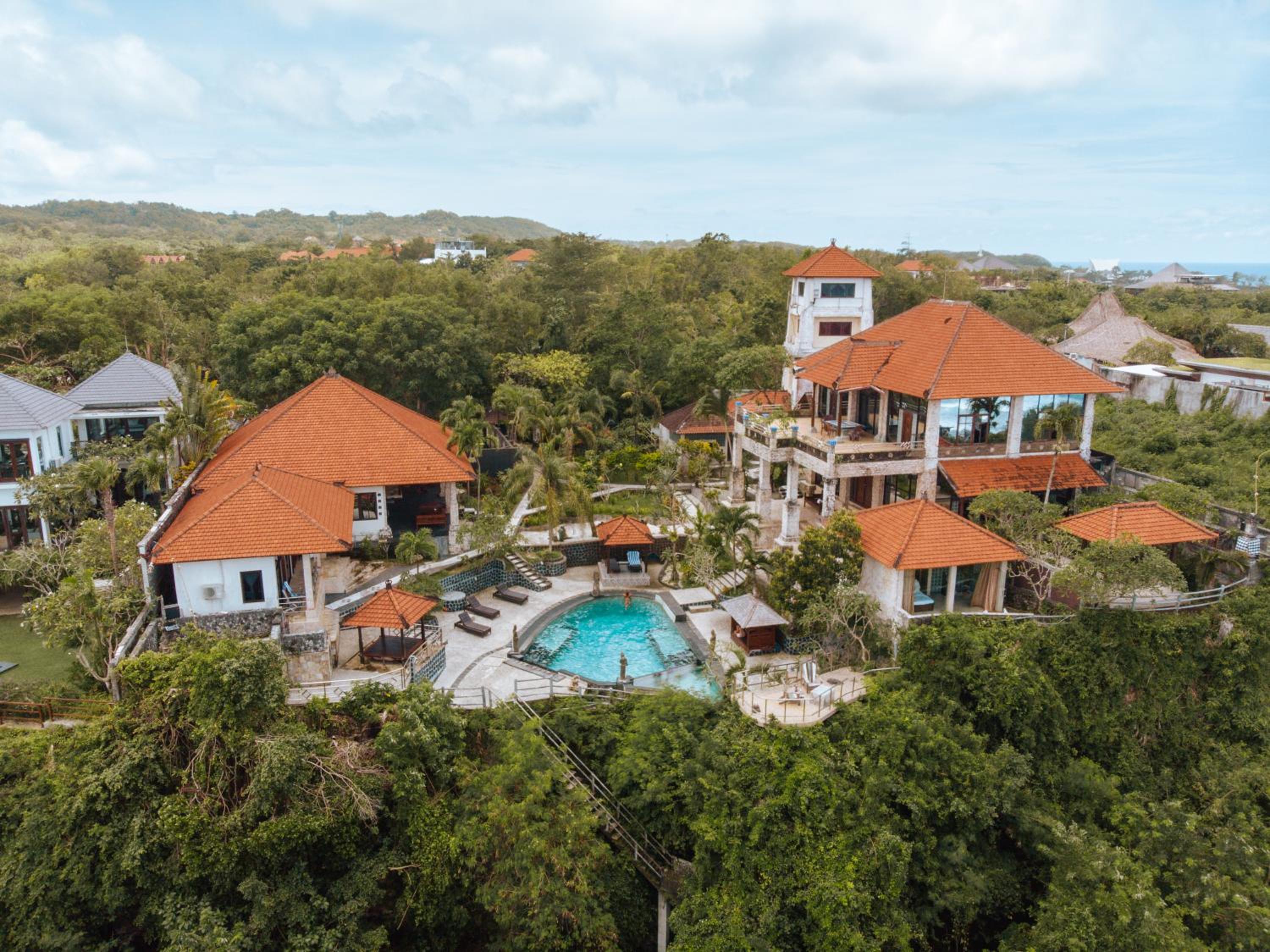 Uluwatu Mansion Villas