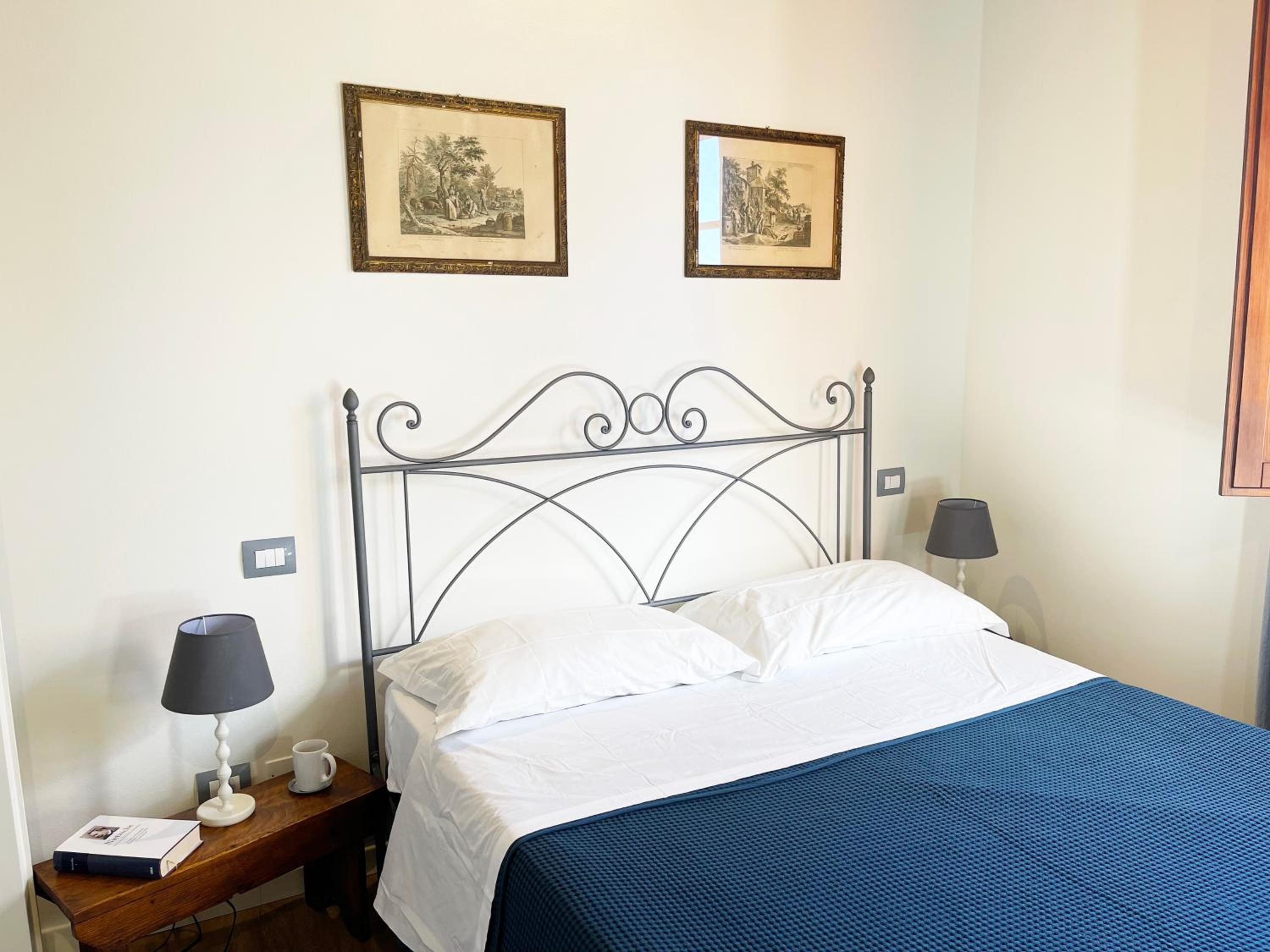 Oliveta blu en Siena — bedroom