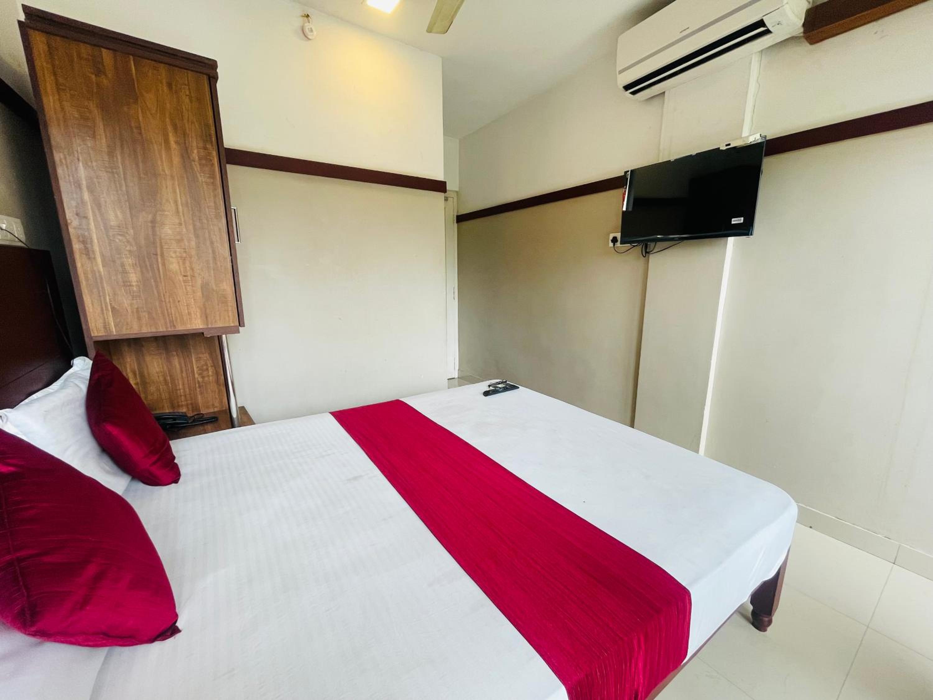 Rio Rooms Calicut Near Mims Hospital view 4