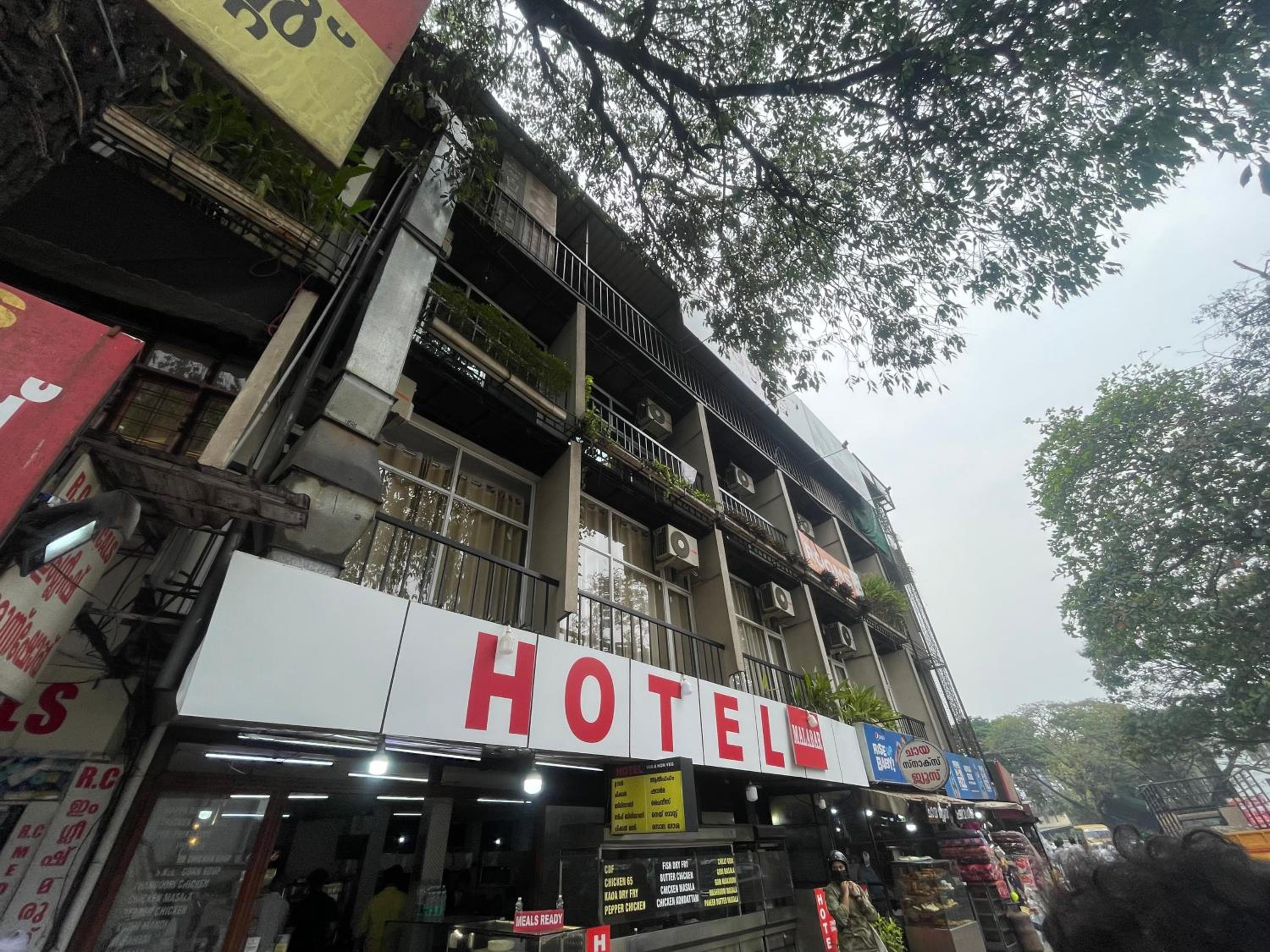 Rio Rooms Calicut Near Mims Hospital