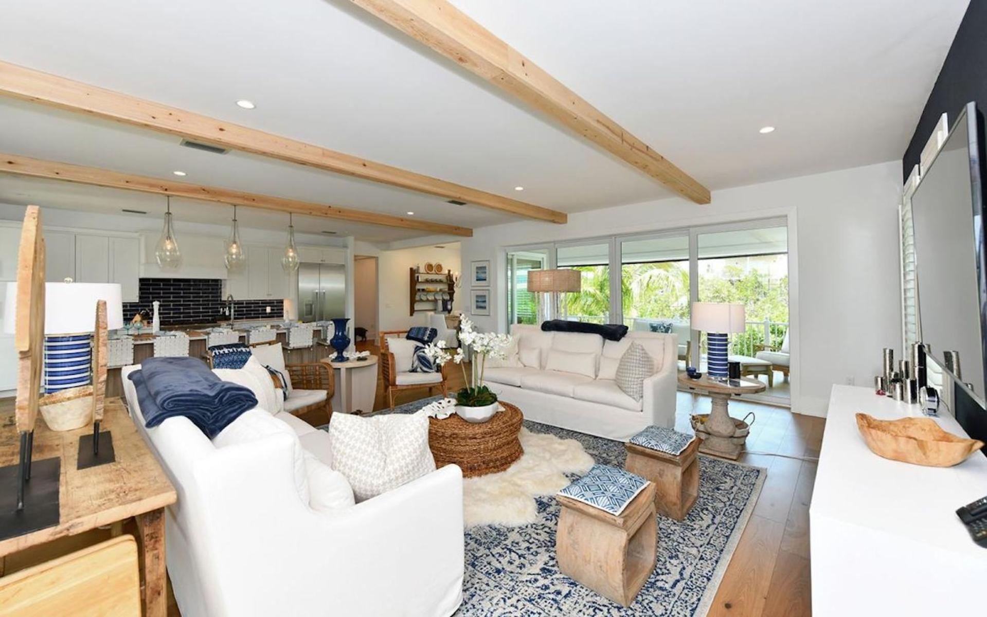 A Shore Thing - Second To None Spacious Waterfront Luxury Dock Pool Spa Rooftop Water Views view 4
